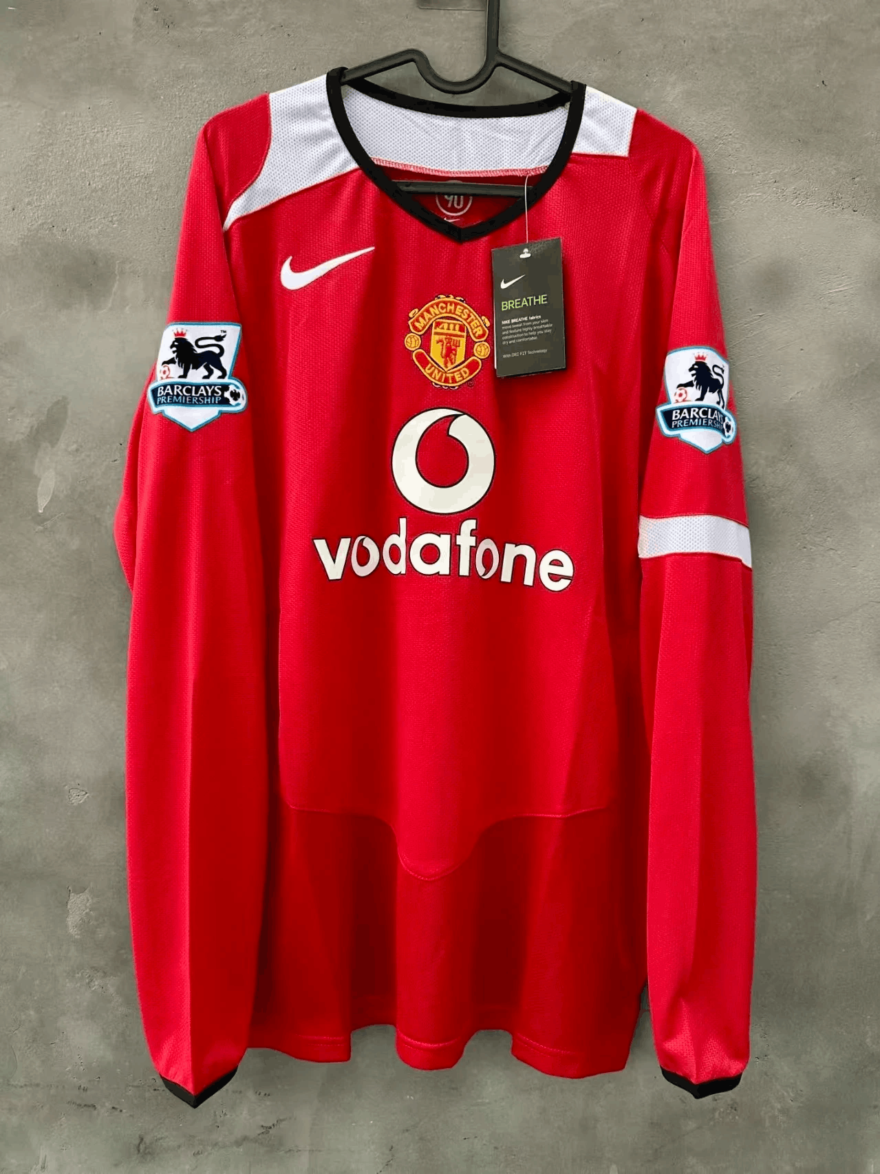 Other 2004 2005 MUFC C Ronaldo Jersey Size US L / EU 52-54 / 3 - 2 Thumbnail