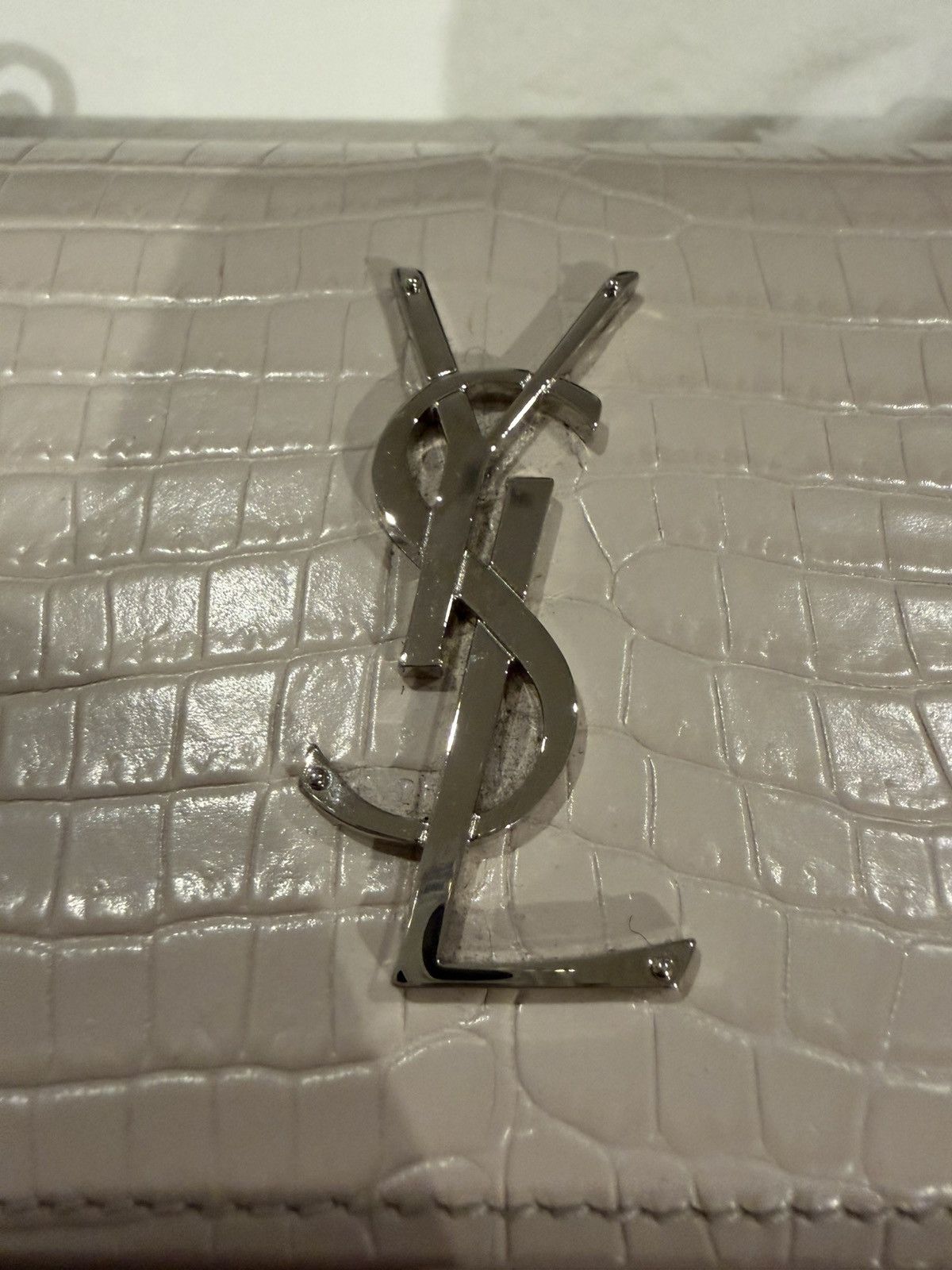 Saint Laurent Paris Calfskin Crocodile Embossed Medium Monogram Shoulder Bag Size ONE SIZE - 3 Thumbnail