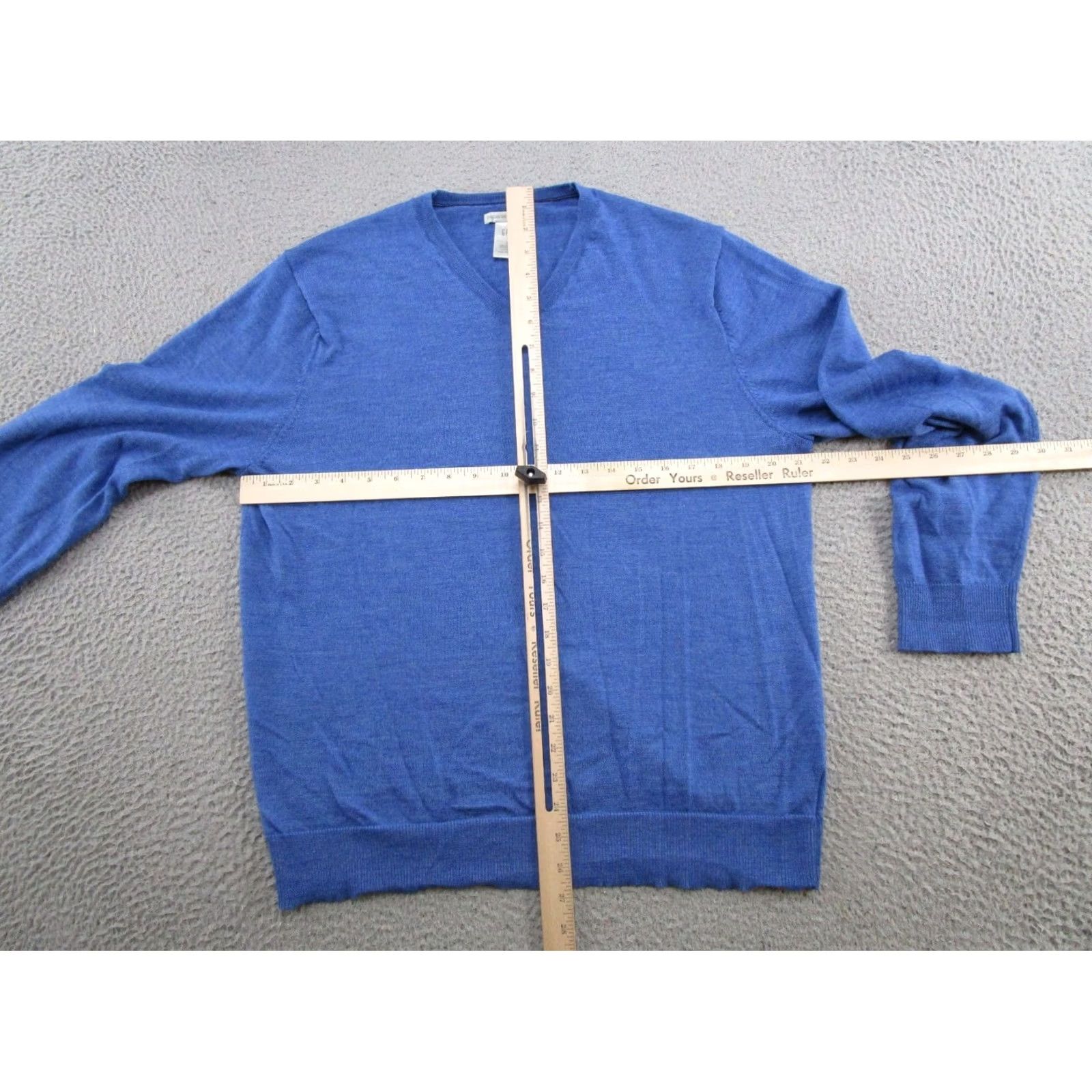 Gap Gap Blue V-Neck 100% Italian Merino Wool Sweater L Vintage Y2K Pullover Knit Mens Skein Size US L / EU 52-54 / 3 - 4 Thumbnail