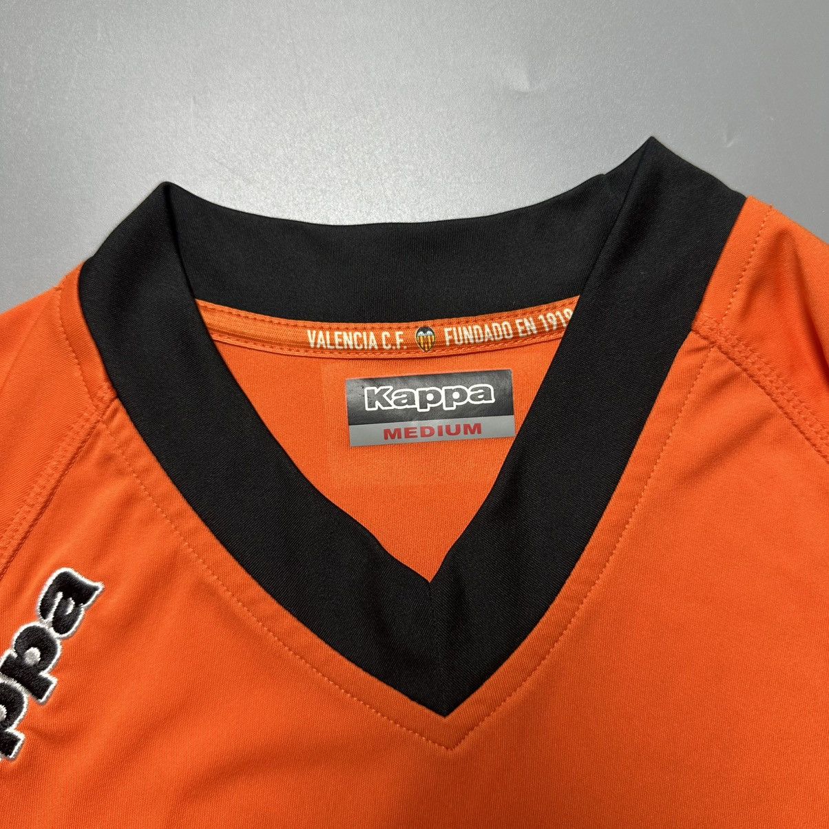 Kappa VALENCIA KAPPA 2010/2011 FOOTBALL AWAY JERSEY #10 MATA Size US M / EU 48-50 / 2 - 5 Thumbnail