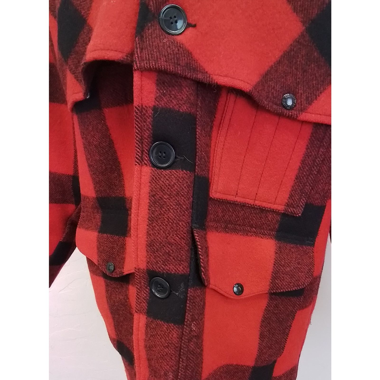 Filson C.C. Filson Mackinaw Jacket Men's XL (44) Red Buffalo Plaid Size US XL / EU 56 / 4 - 4 Thumbnail