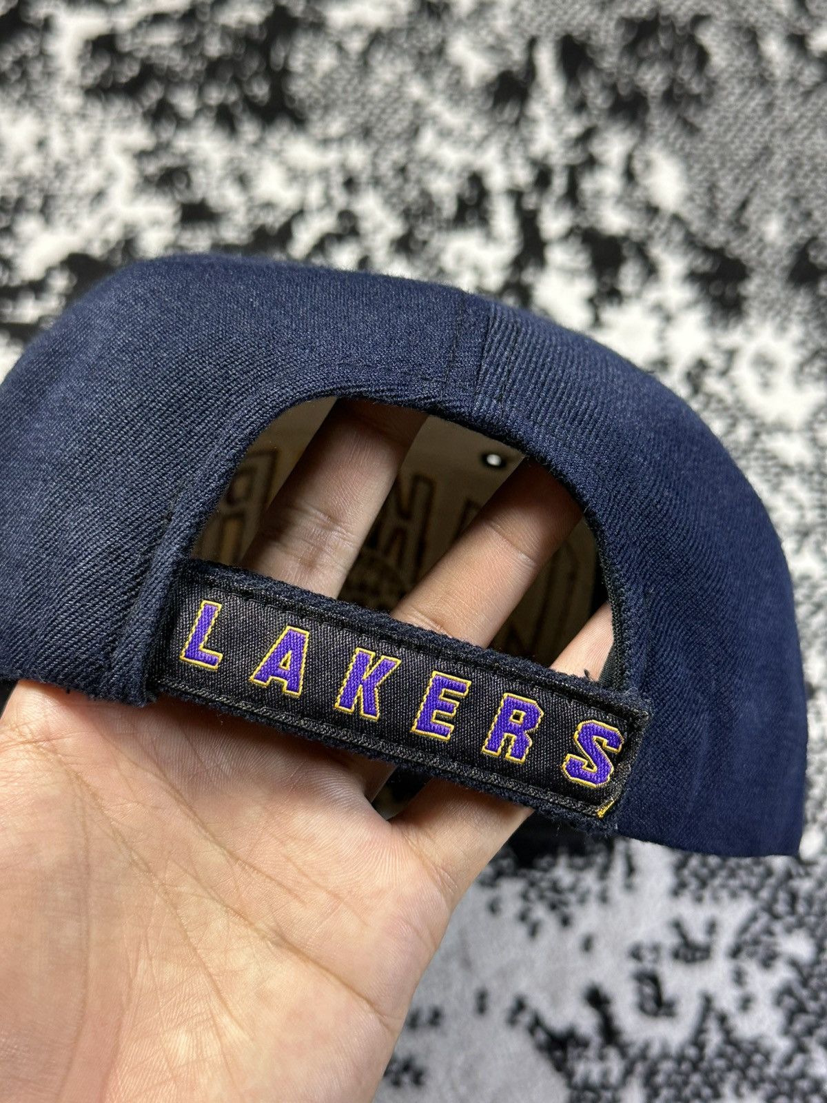 Drew Pearson Vintage NBA LA Lakers Drew Pearson Hat Velcro Strap Size ONE SIZE - 4 Thumbnail