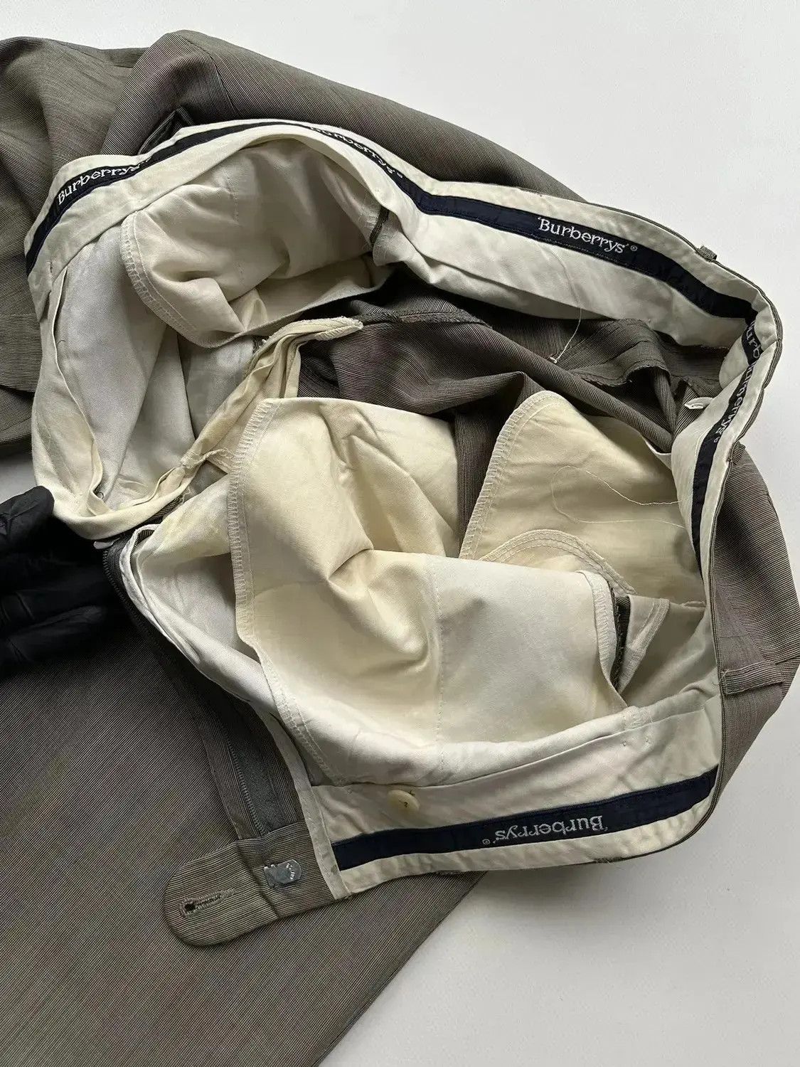 Burberry Burberry Vintage Wool Pants (417) Size US 32 / EU 48 - 6 Thumbnail
