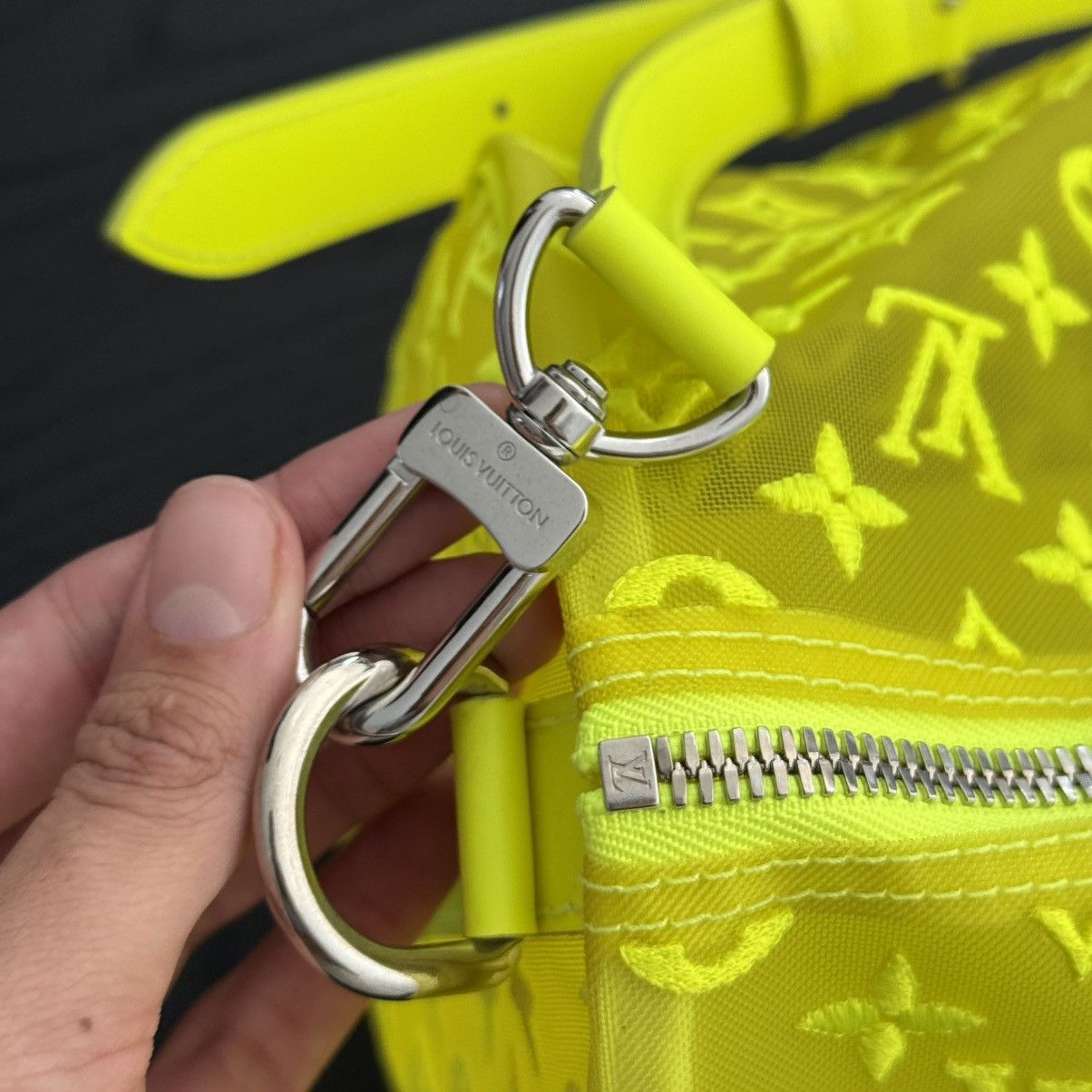 Louis Vuitton Louis Vuitton Keepall Bandouliere Yellow Mesh 50 Size ONE SIZE - 9 Thumbnail