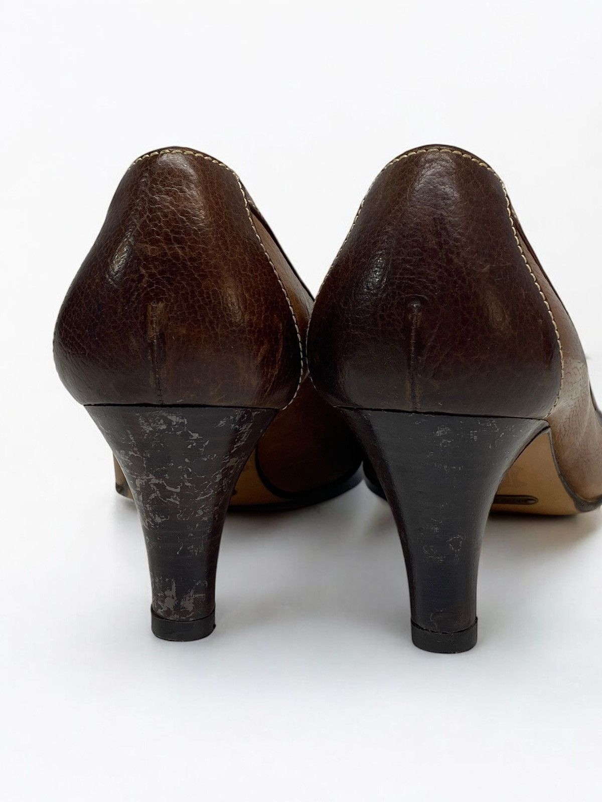 Balenciaga 🔥 BALENCIAGA BROWN TASSLE PUMPS VINTAGE LOAFER STYLE Size US 5 / IT 35 - 15 Thumbnail
