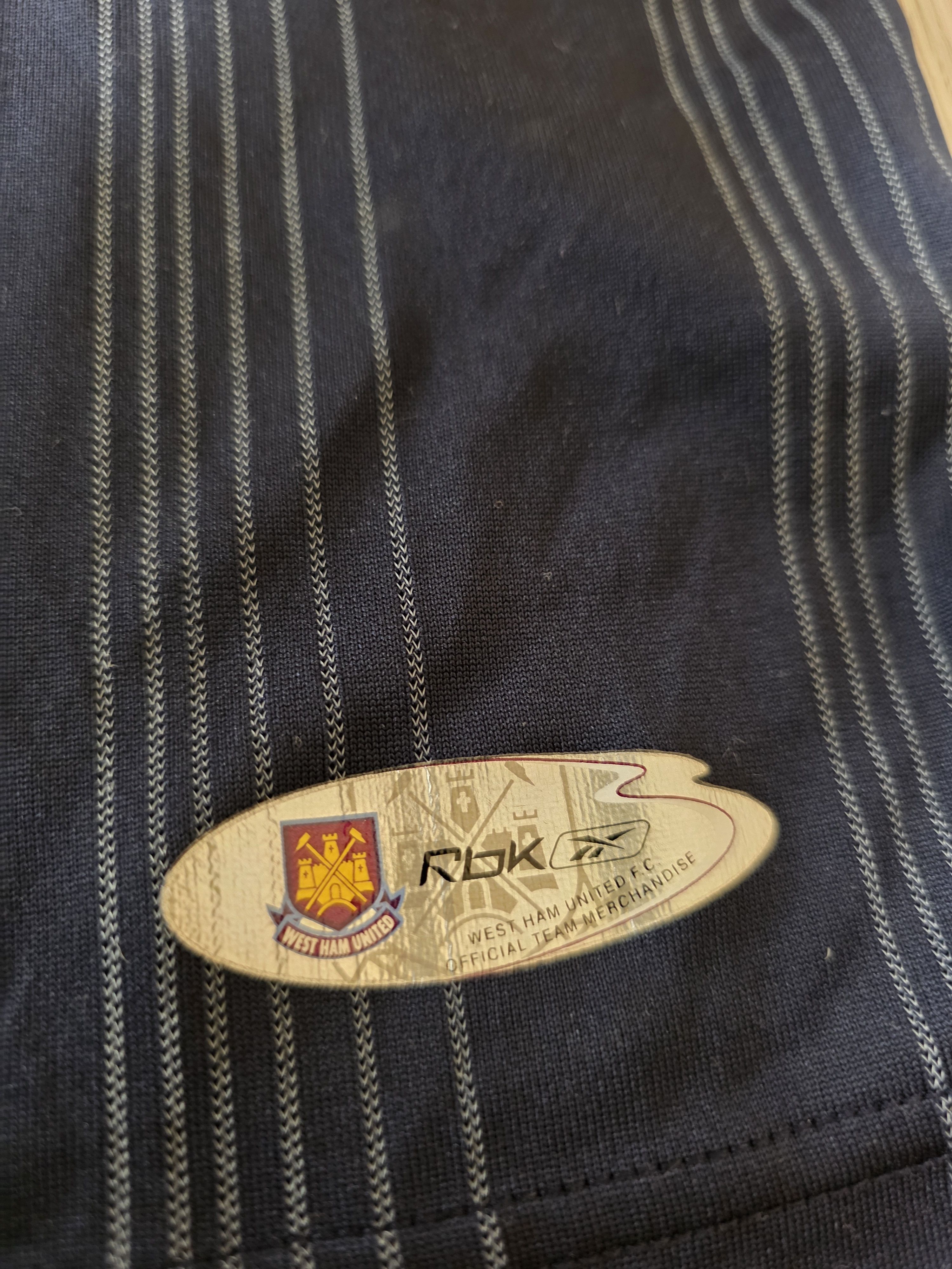 Vintage WEST HAM UNITED 2006 2007 AWAY FOOTBALL SHIRT SOCCER JERSEY Size US M / EU 48-50 / 2 - 8 Thumbnail