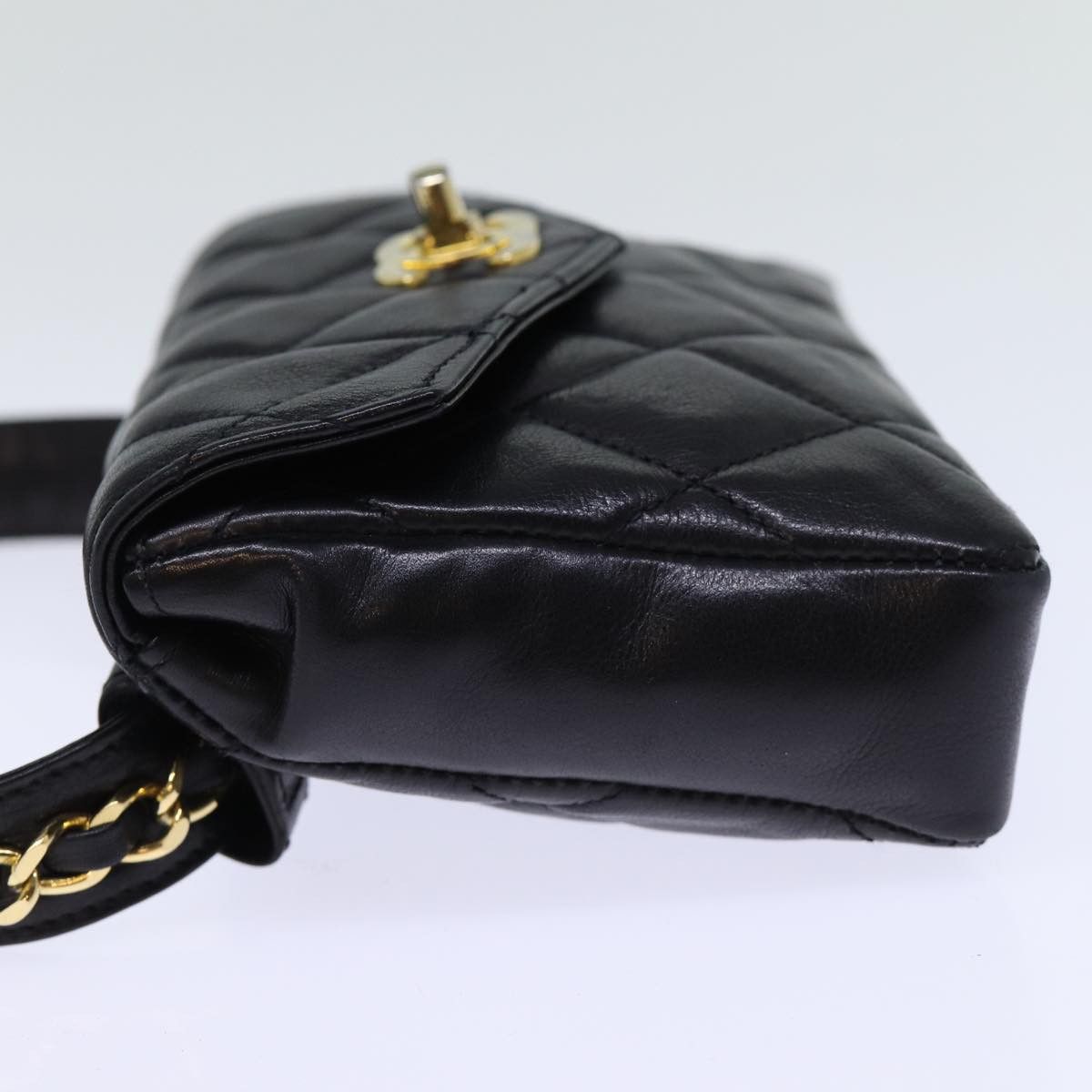 Chanel CHANEL Matelasse Turn Lock Waist Bag Leather Black CC Size ONE SIZE - 4 Thumbnail