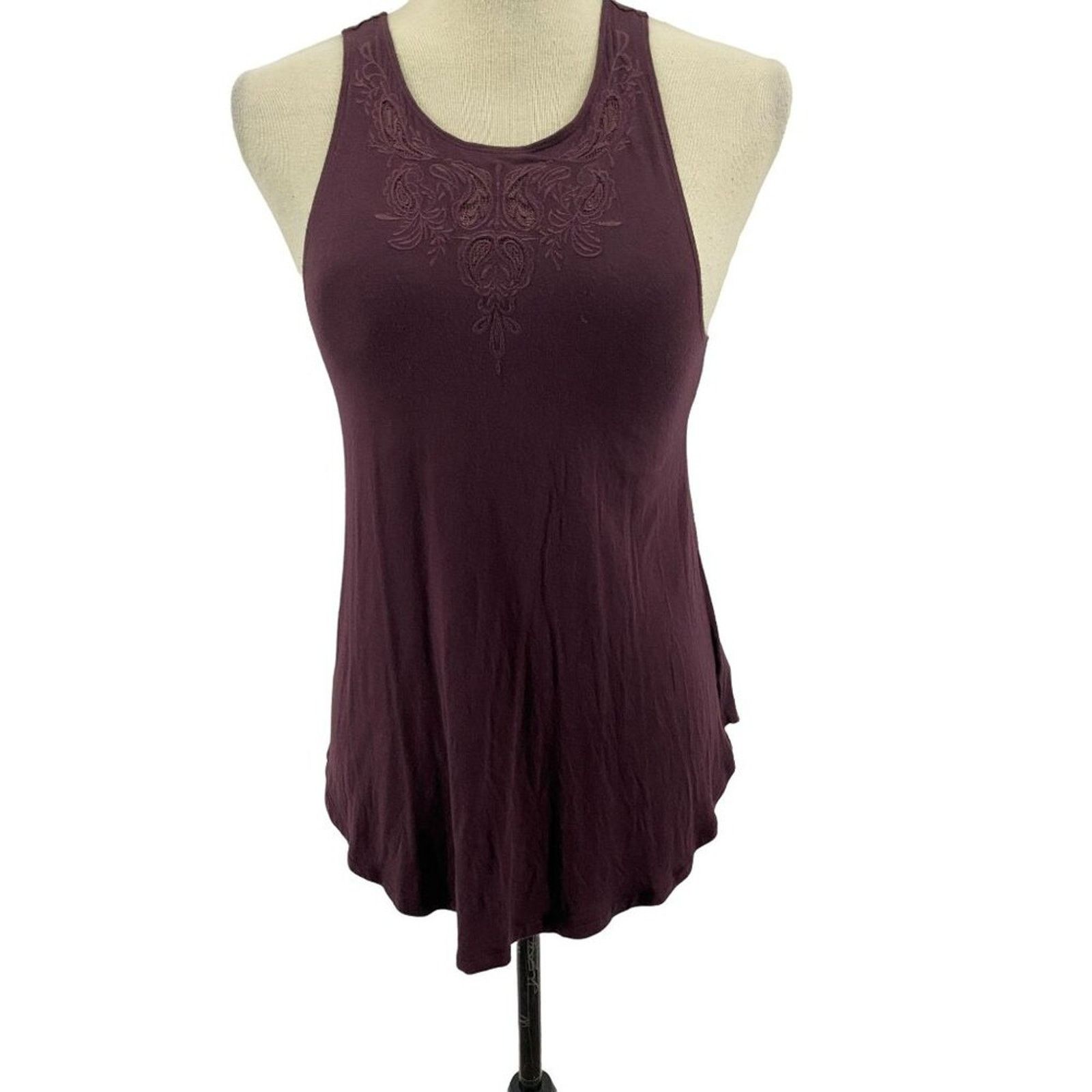 American Eagle Outfitters American Eagle Womens Soft & Sexy Plum Tank Embroidered xs Size XS / US 0-2 / IT 36-38 - 8 Thumbnail