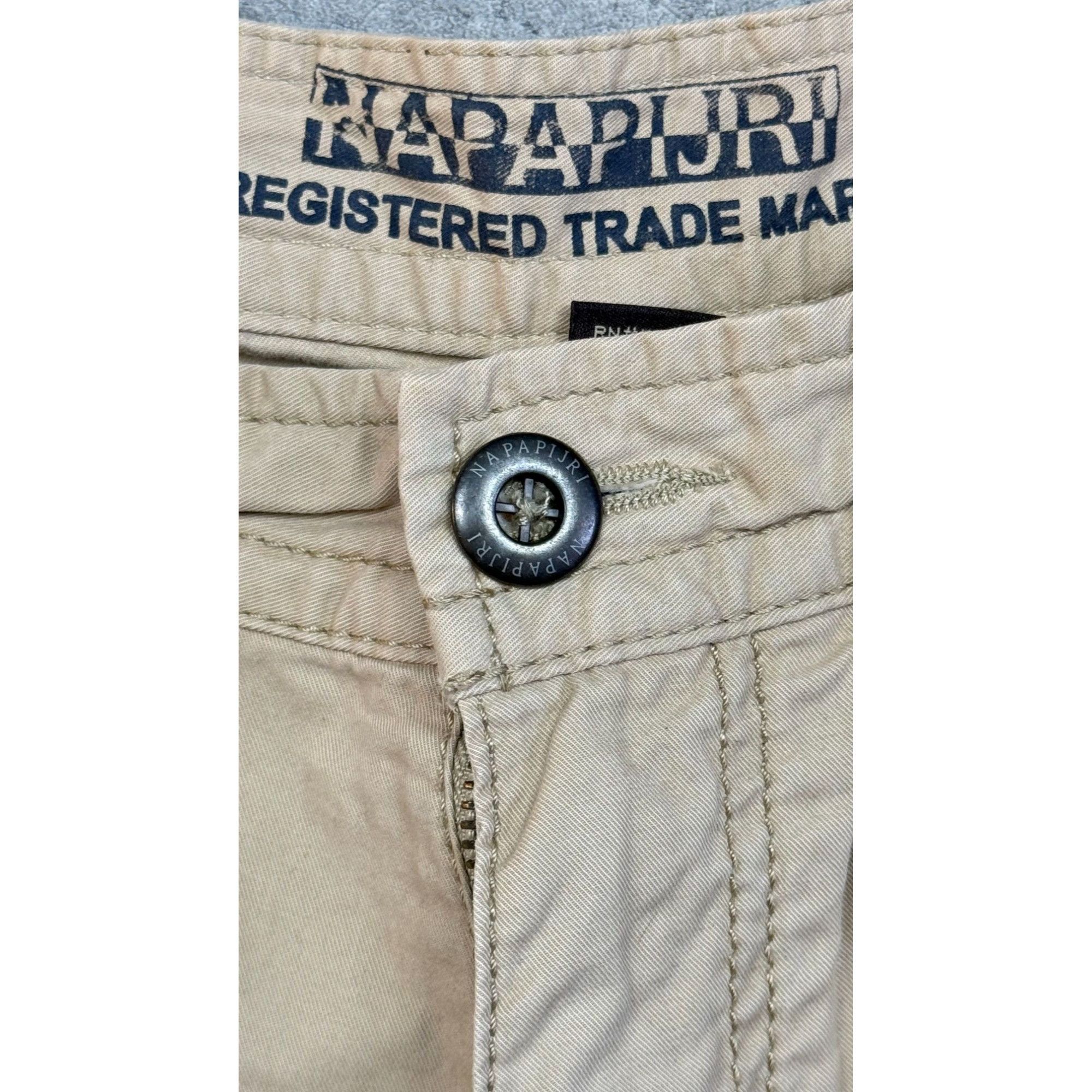 Napapijri Napapijri Noto Cargo Shorts Beige - Size 32 (W32) Size US 30 / EU 46 - 6 Thumbnail