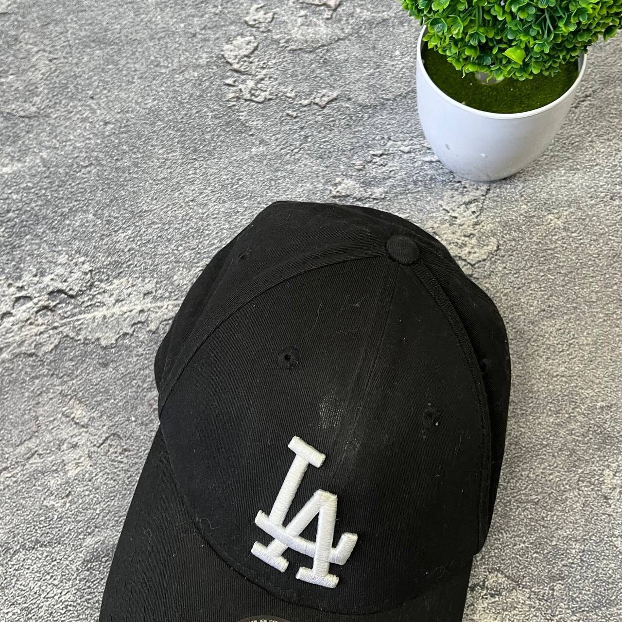 Vintage Vintage New Era NBA Los Angeles Black Big Logo 9Forty HAT Size ONE SIZE - 2 Thumbnail