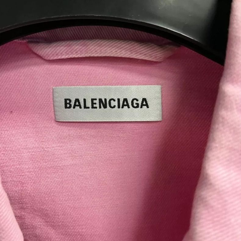 Balenciaga Balenciaga Pink solid front Logo monogrammed denim jacket Size US S / EU 44-46 / 1 - 3 Thumbnail