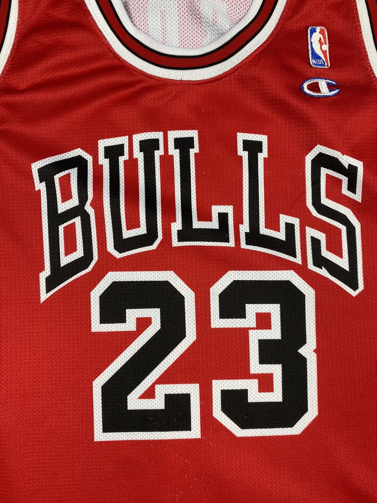 Champion × NBA × Vintage Vintage Champion Chicago Bulls Jordan 23 Jersey Tee Size US XXL / EU 58 / 5 - 6 Thumbnail
