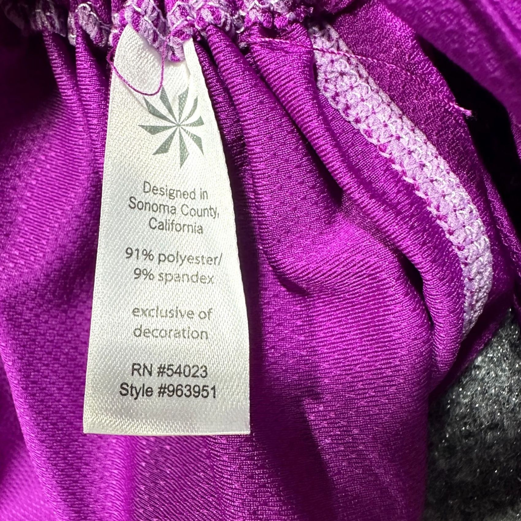 Athleta Athleta Wick It Adjustable Coverup Shirt Top Womens XXS Purple V Neck Stretch Shirt Pullover Activewear Long Sleeve Size XXS / US 00 / IT 34 - 6 Thumbnail
