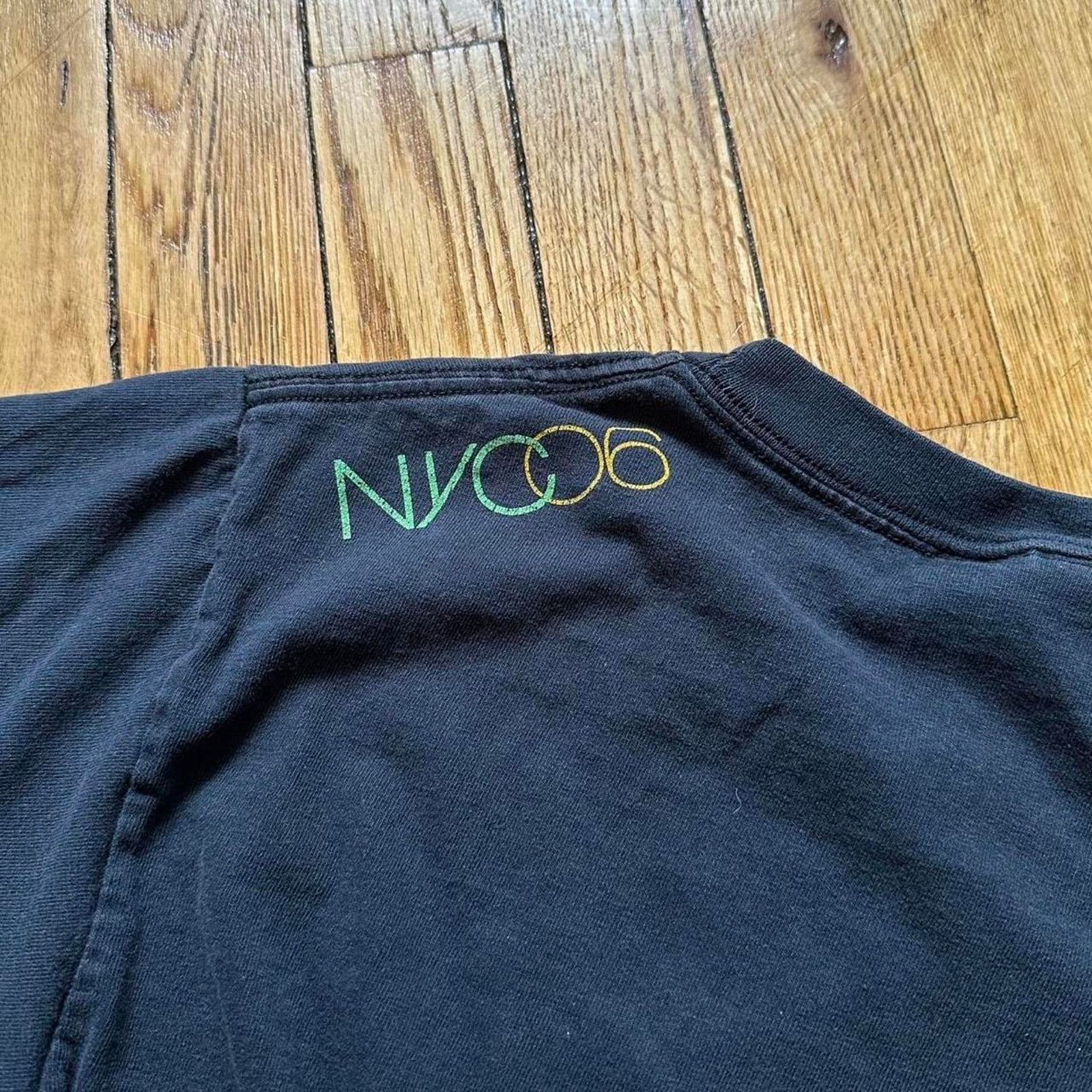Nike Vintage 2006 Y2K Black Faded Team Nike New York Tennis Tee Size XS / US 0-2 / IT 36-38 - 7 Thumbnail