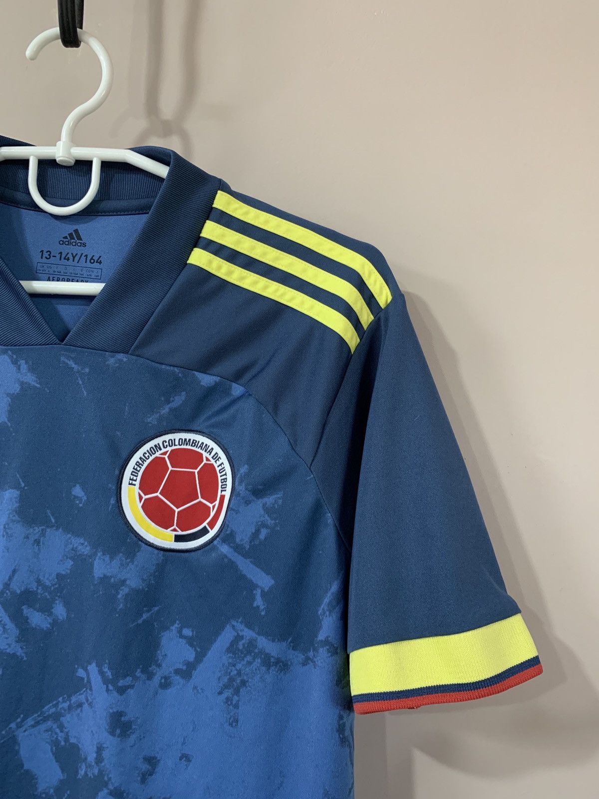Adidas Colombia 2020 Away Football Shirt Adidas Soccer Jersey Sz S Size US S / EU 44-46 / 1 - 4 Thumbnail