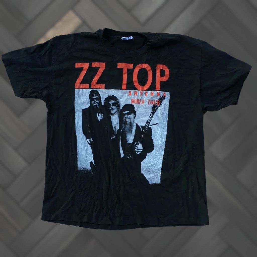 Hanes VINTAGE ZZ TOP Antenna World Tour 94 T Shirt Concert Band Tee 1990s 90s XL Men Hanes Graphic Tee Black Short Sleeve XL Mens Size US XL / EU 56 / 4 - 1 Thumbnail