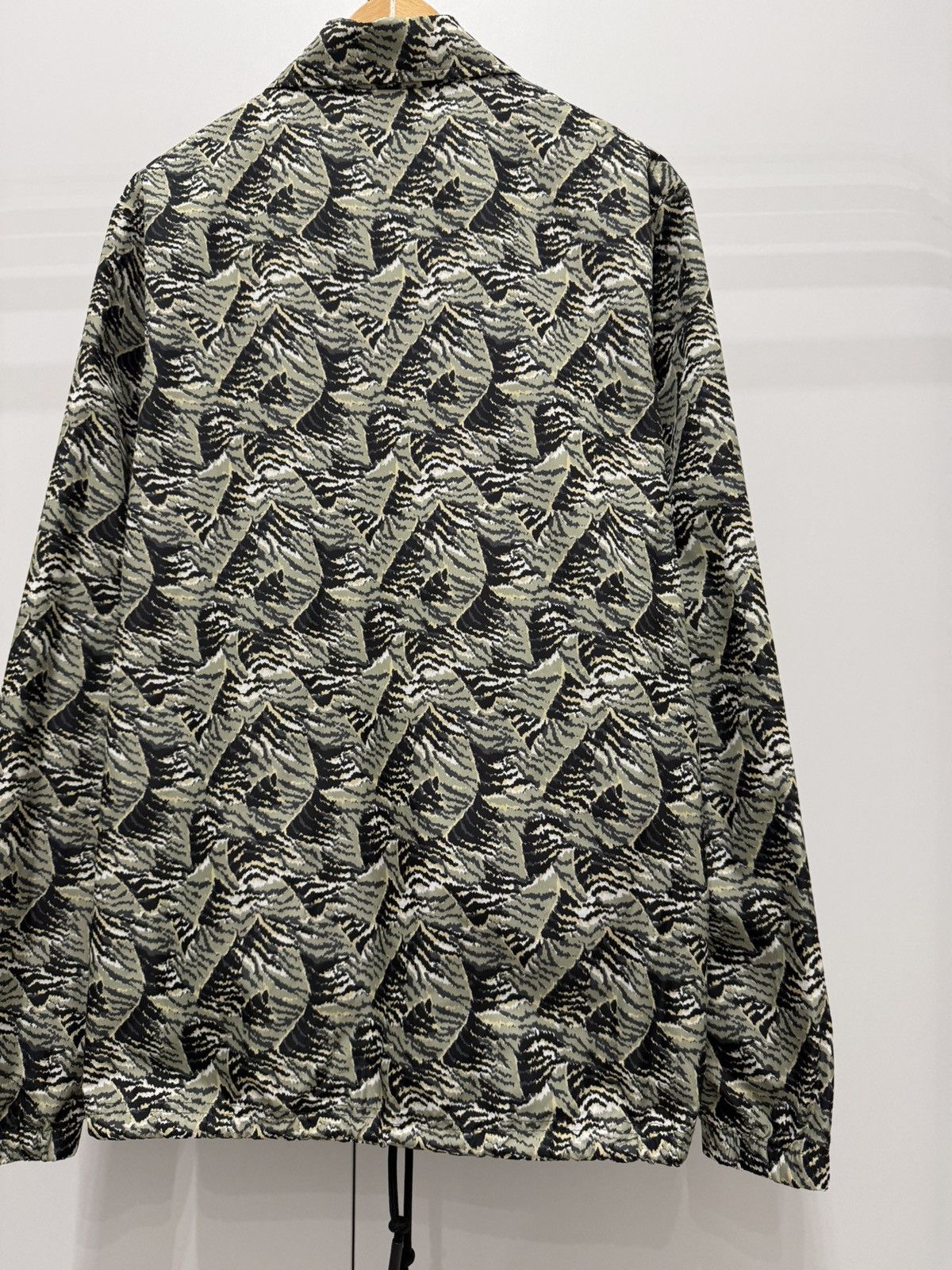 Acne Studios Acne Studios Tony Face Himalayan Tiger Camo Light Jacket Size US M / EU 48-50 / 2 - 12 Thumbnail
