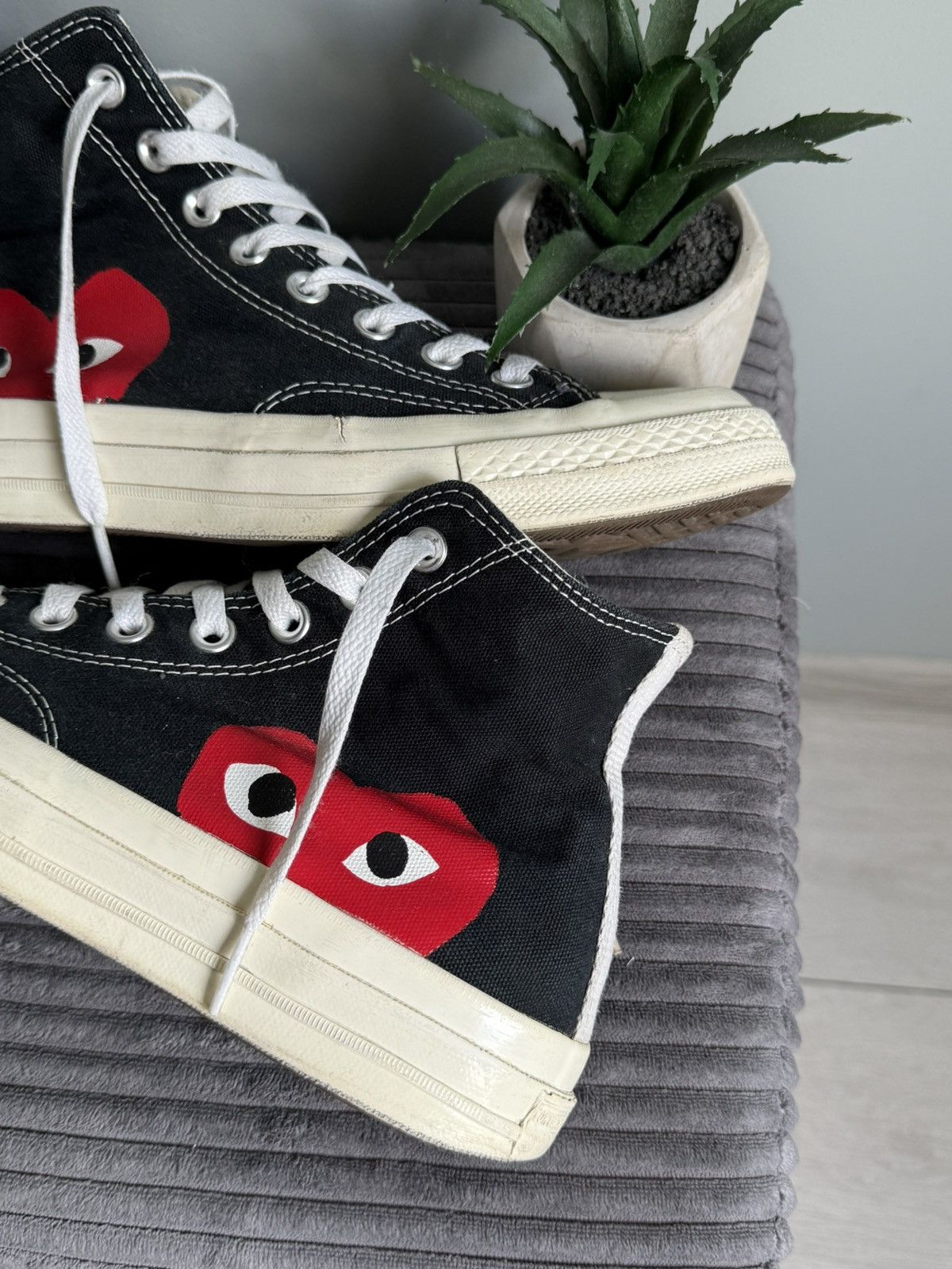 Comme des Garcons PLAY × Converse Converse x Comme des Garcons Play Sneakers Size US 7 / EU 40 - 2 Thumbnail