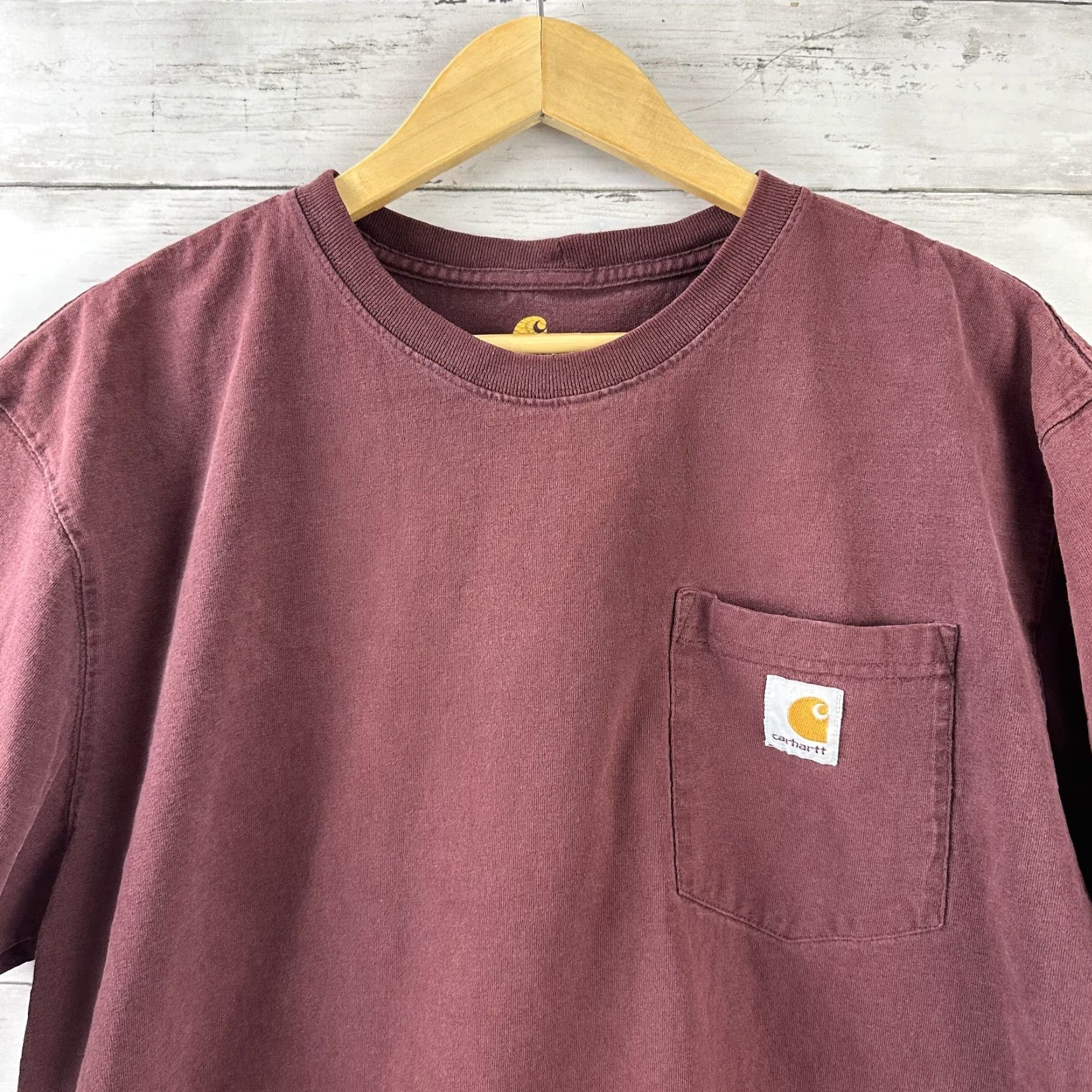 Carhartt Carhartt Men's T-Shirt Large Purple Short Sleeve Logo Pocket Crew Neck Classic Workwear Size US L / EU 52-54 / 3 - 2 Thumbnail