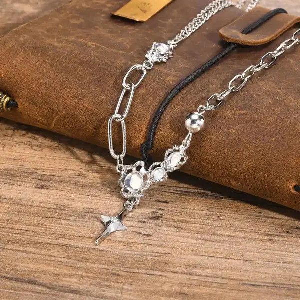 Jewelry Star Moonstone Necklaces Size ONE SIZE - 7 Thumbnail