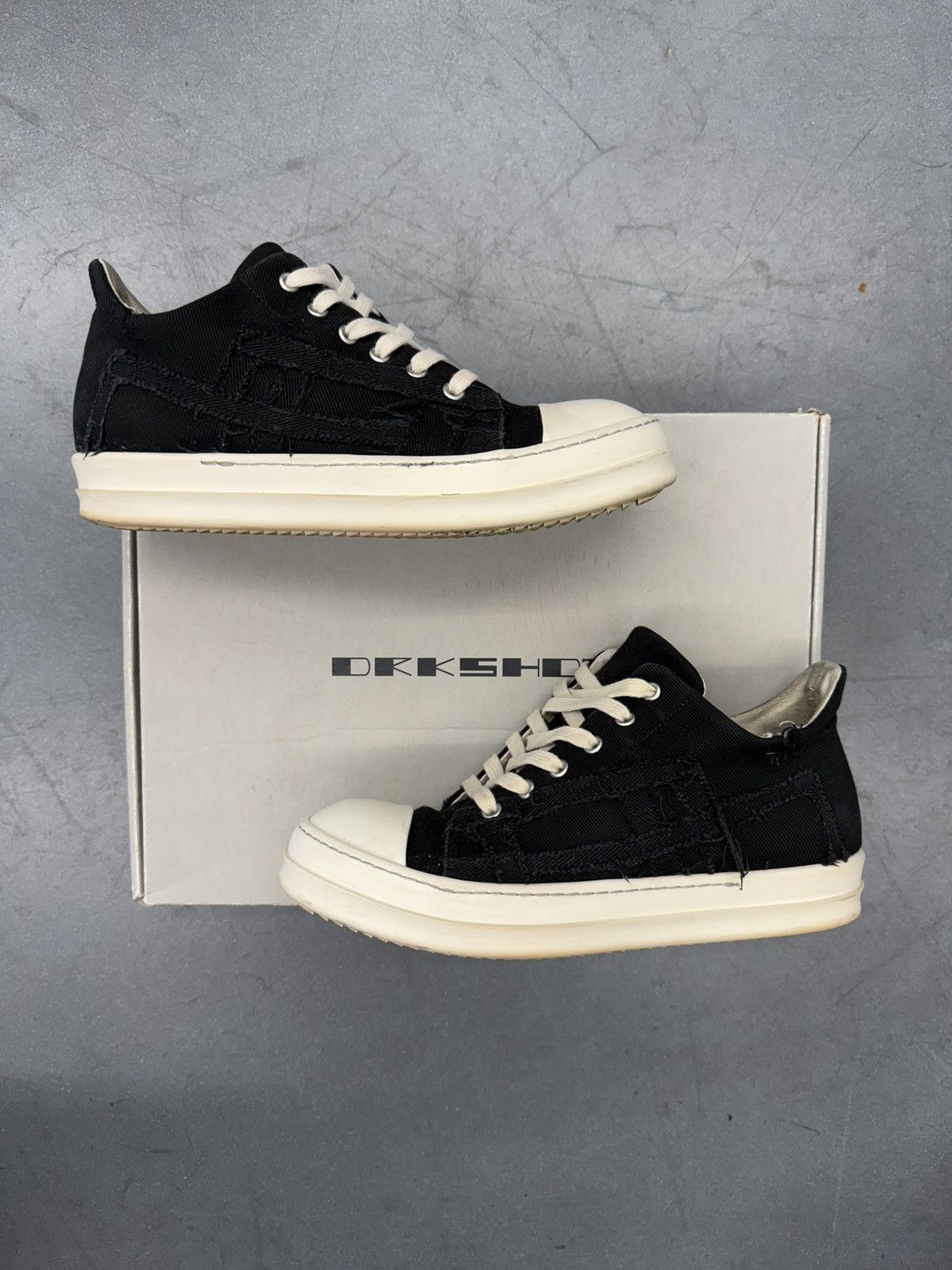 Rick Owens Rick Owens DRKSHDW Slashed Low Sneaker Size 40 / US 7 Size US 7 / EU 40 - 2 Thumbnail