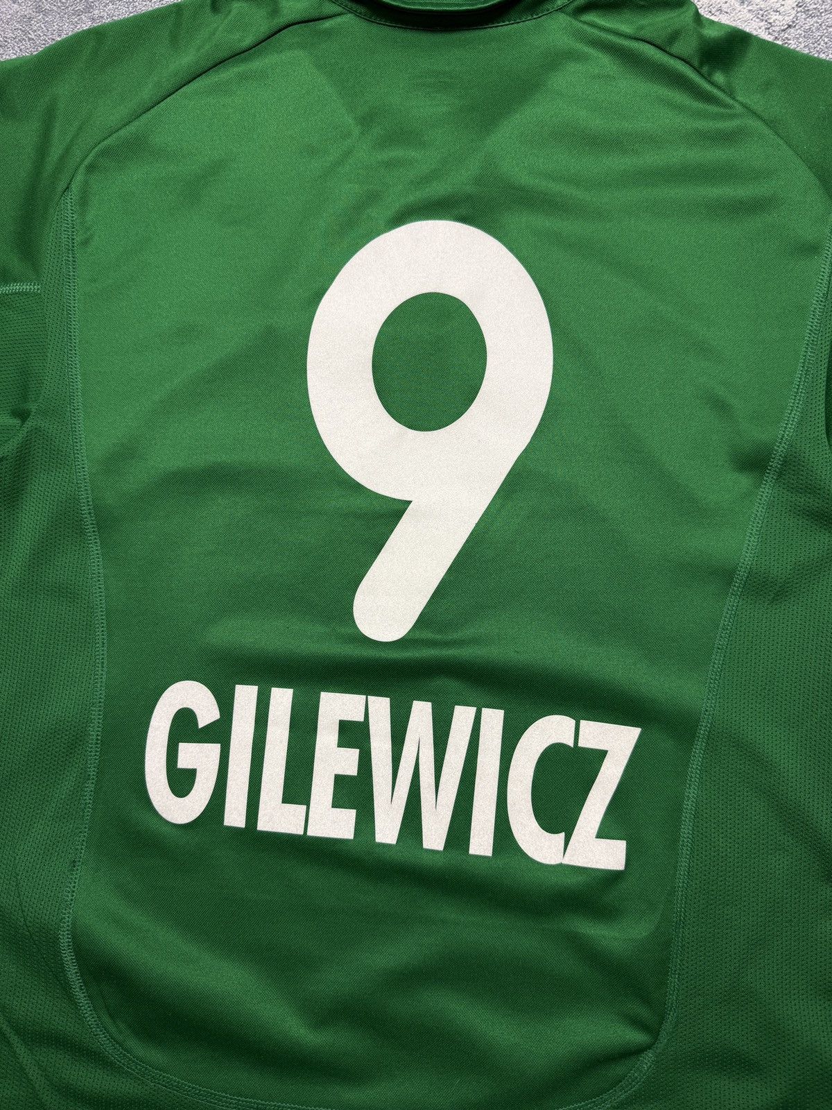 Nike Tirol Innsbruck Nike #9Gelewich vintage soccer shirt Size US XS / EU 42 / 0 - 8 Thumbnail