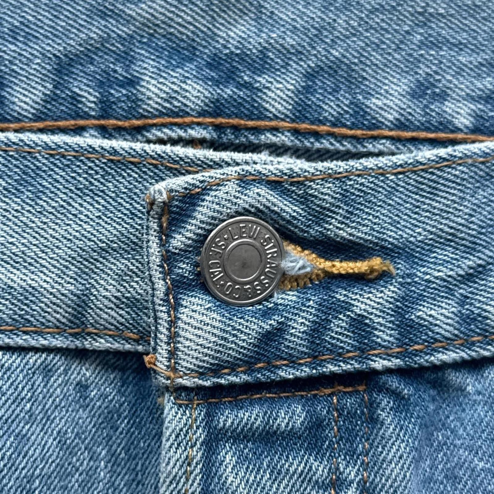 Levi's Levi's 501 Straight Leg Light Wash Vintage Jeans Size US 38 / EU 54 - 5 Thumbnail