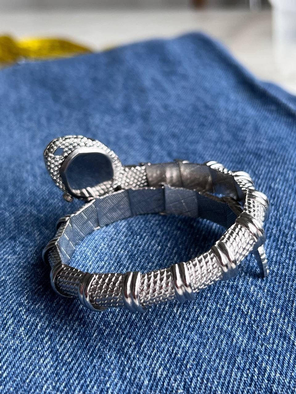 Japanese Brand × Vintage Snake 🐍 regular bracelet unisex Vintage Design rare WATCH Size ONE SIZE - 4 Thumbnail