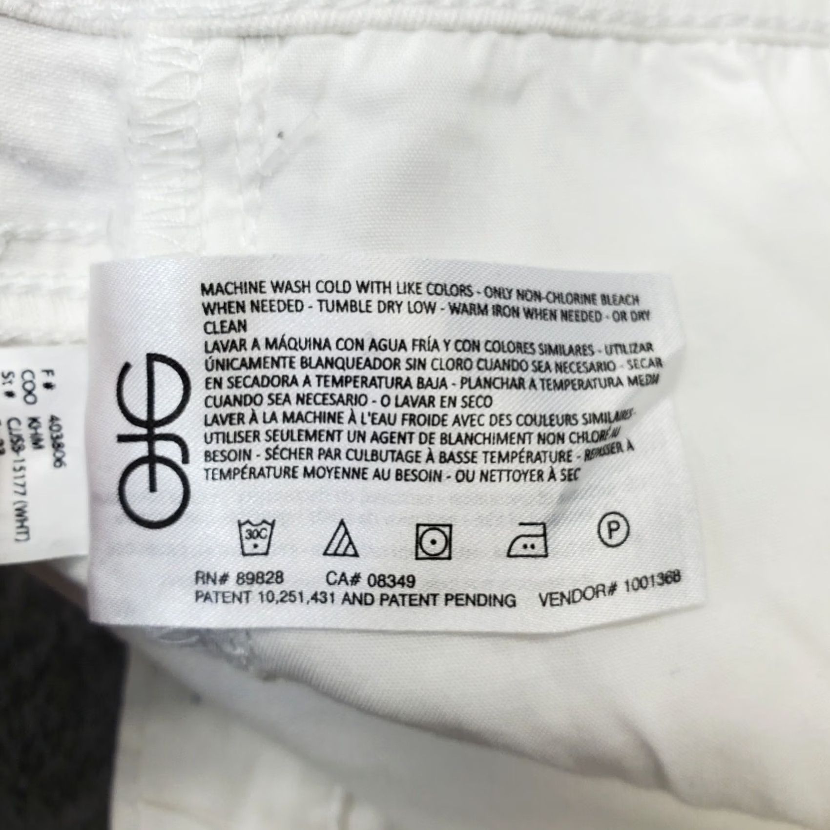 Jessica Simpson Jessica Simpson White Denim Rolled Shorts Women's 4 5-Pocket Design High Rise Size 27" / US 4 / IT 40 - 7 Thumbnail