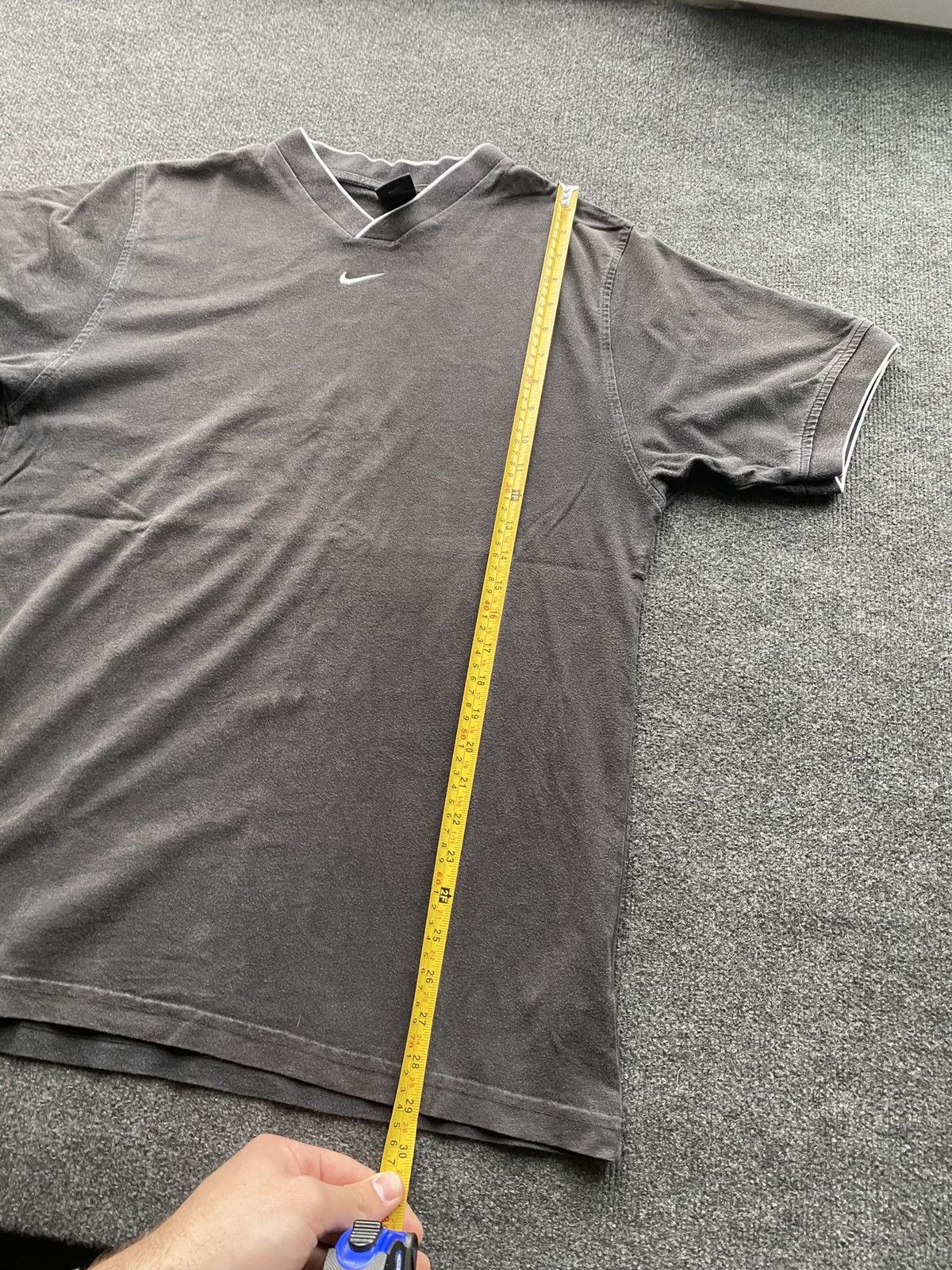 Nike 🔥Nike Vntg Centre Swoosh faded washed tee m Size US M / EU 48-50 / 2 - 2 Thumbnail