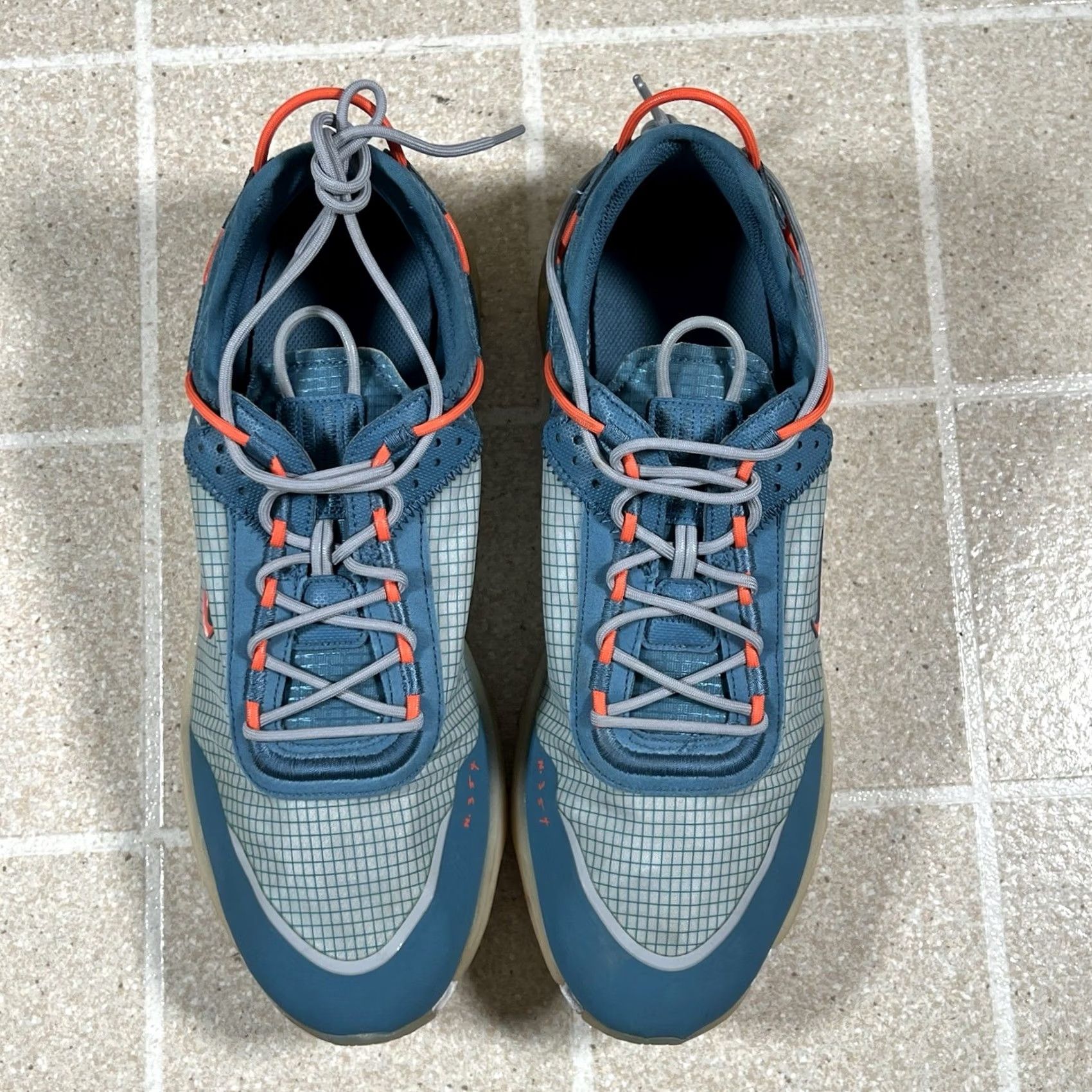 Nike Nike React Live Sneaker Blue 2021 Sz 12 CV1772-401 Mens Size US 12 / EU 45 - 3 Thumbnail