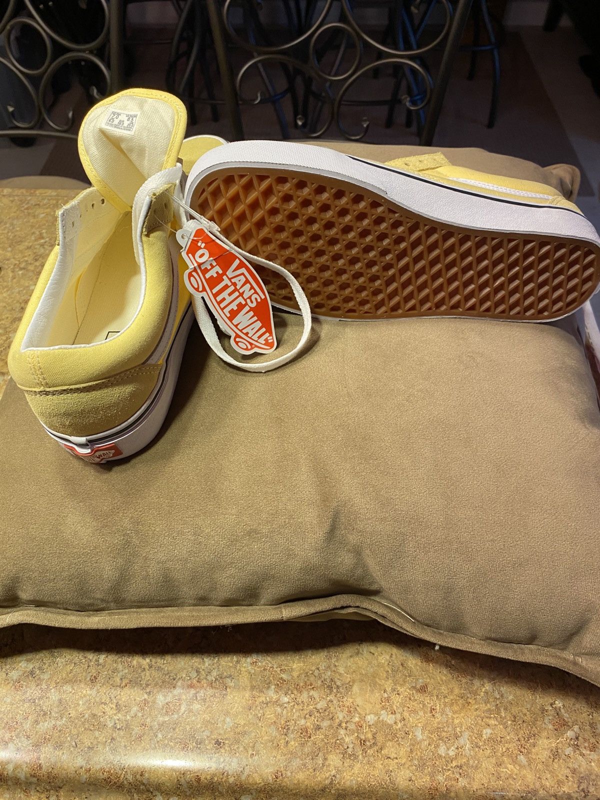 Vans Women brand new Vans Size US 8.5 / IT 38.5 - 2 Thumbnail