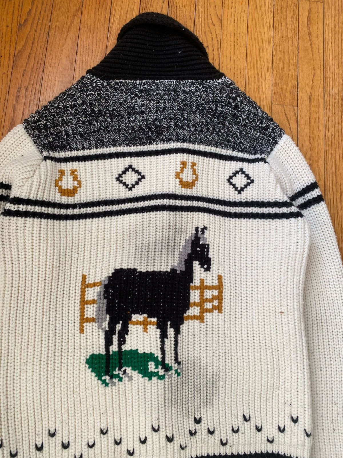 Vintage Vintage 1980s Horse Nature Cowichan Sweater Size US M / EU 48-50 / 2 - 8 Thumbnail