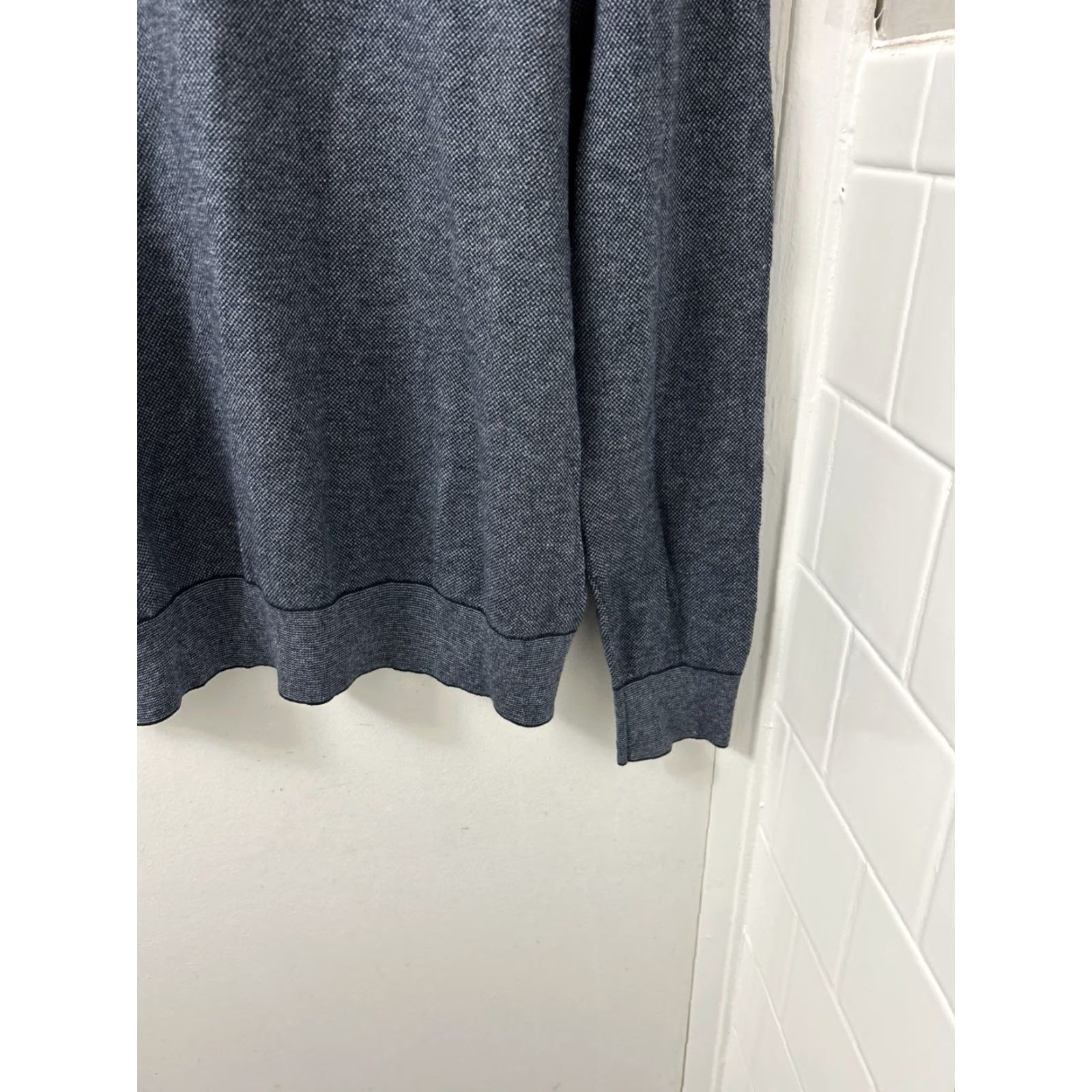 Banana Republic Banana Republic Sweater Mens Medium Blue V-Neck Silk Cotton Cashmere Luxury Blend Pullover Association Designer All Seasons Lightweight Regular Knit Size US M / EU 48-50 / 2 - 6 Thumbnail