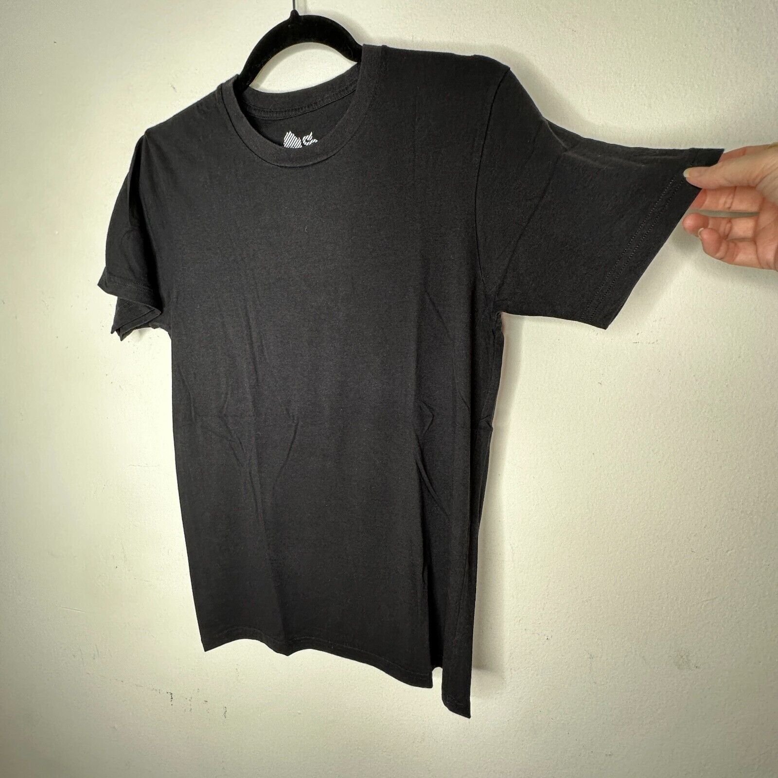 Other Singhalife Black Short Sleeve Tee Embroidered Logo Med Size M / US 6-8 / IT 42-44 - 4 Thumbnail