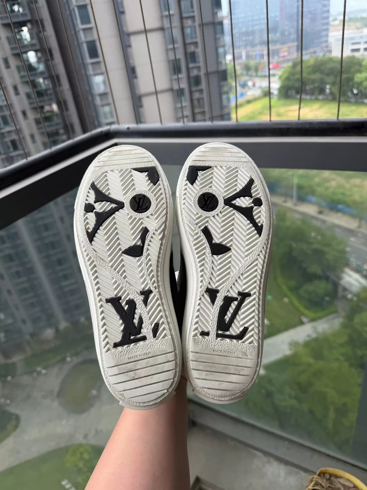 Louis Vuitton LV High-Top Sneakers WhiteGray 2Tone 37.5 98 New Size US 7 / IT 37 - 6 Thumbnail