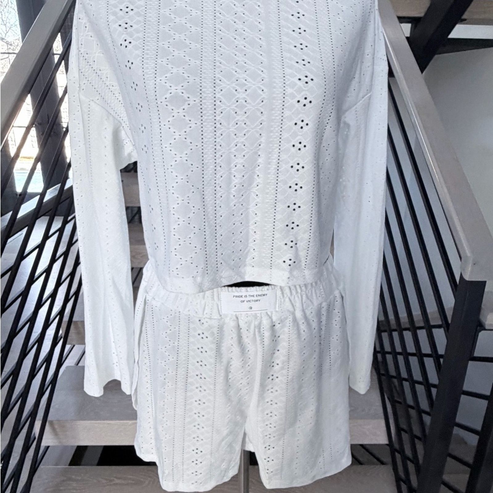 Other New Y2K White Eyelet Long Sleeve and Shorts Set size S/M Size S / US 4 / IT 40 - 9 Thumbnail