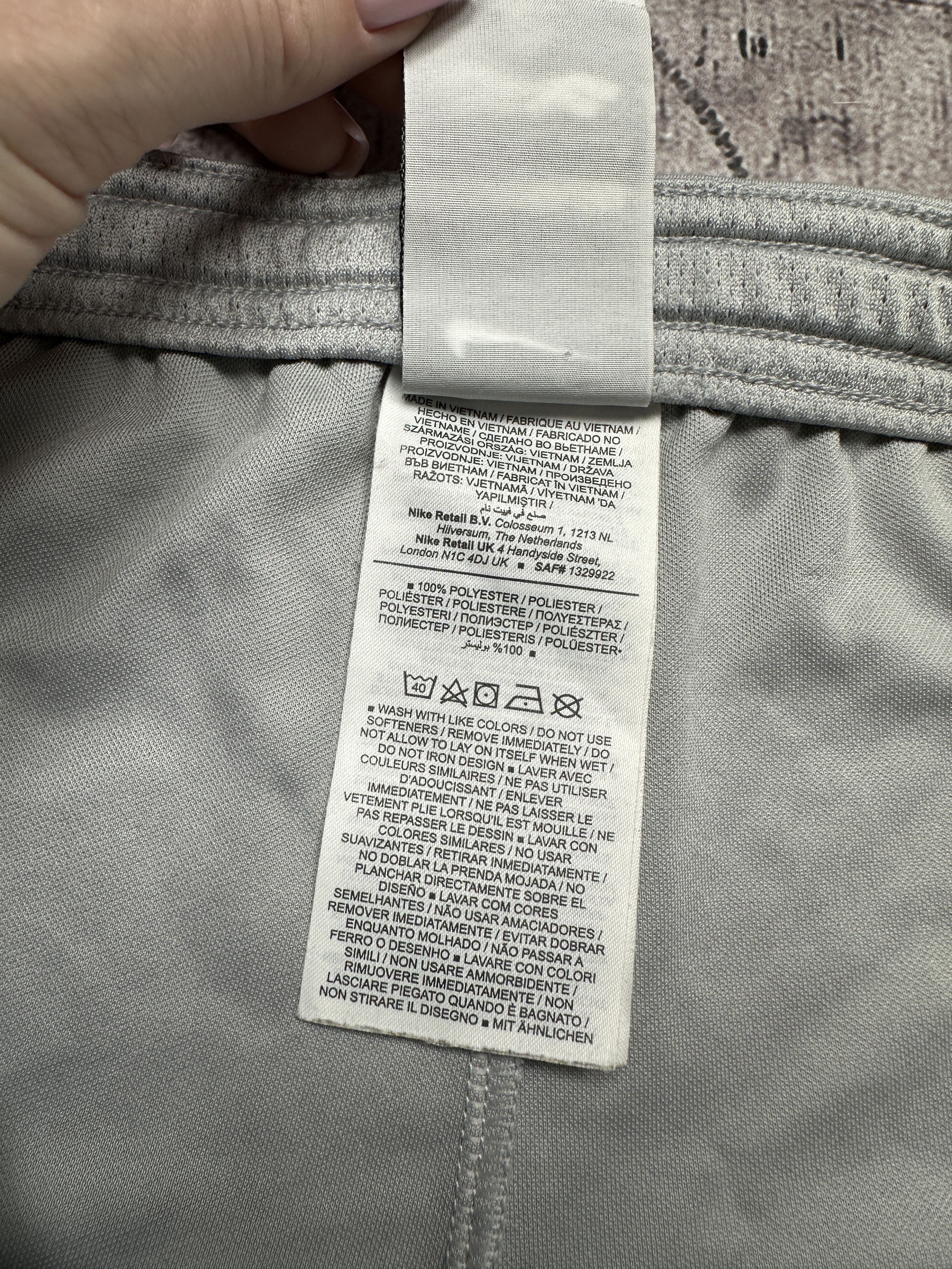Nike Nike Dri Fit Mens Shorts Size US 34 / EU 50 - 6 Thumbnail