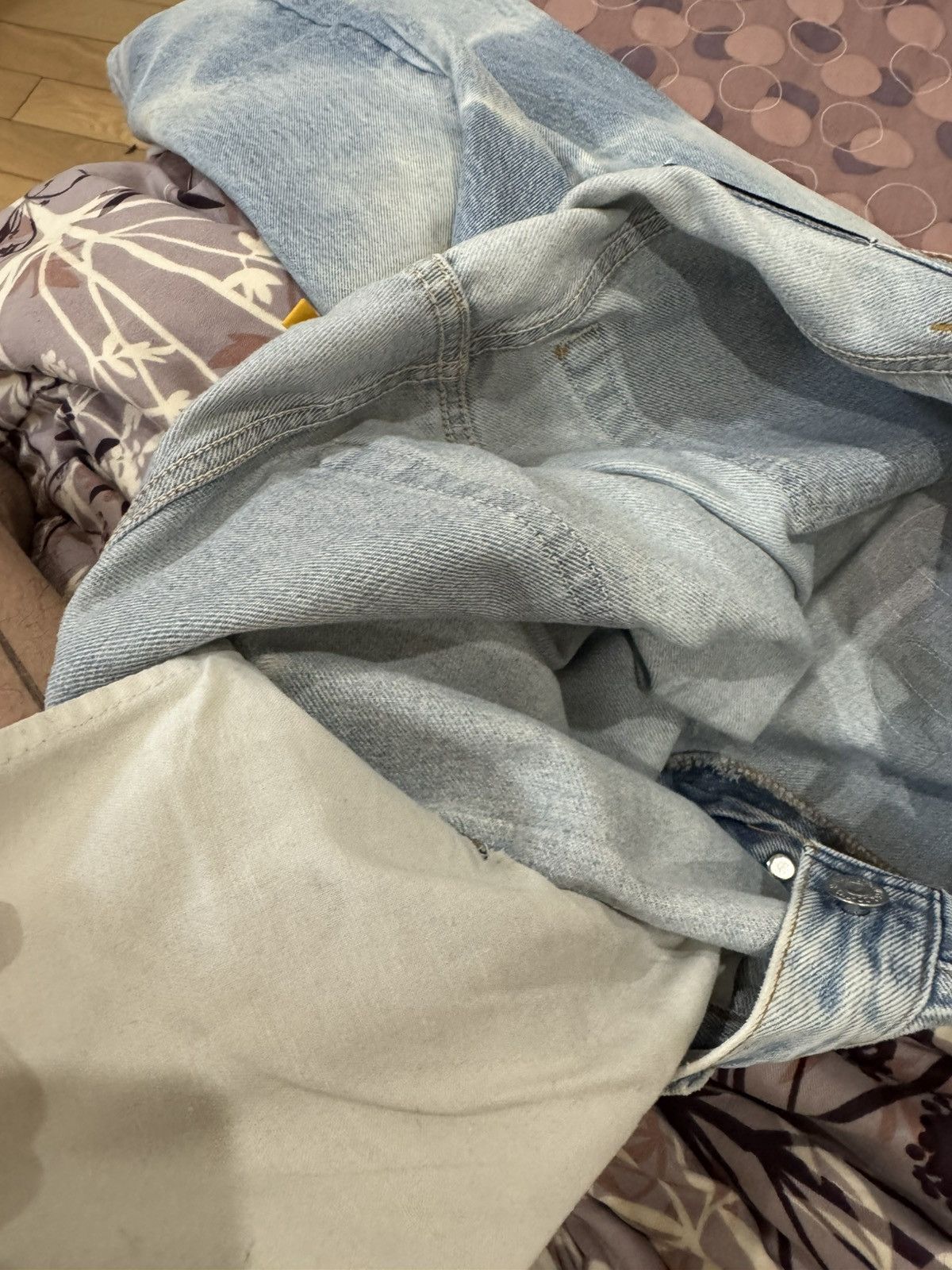 Gallery Dept. G patch la flare jeans Size US 31 - 17 Thumbnail