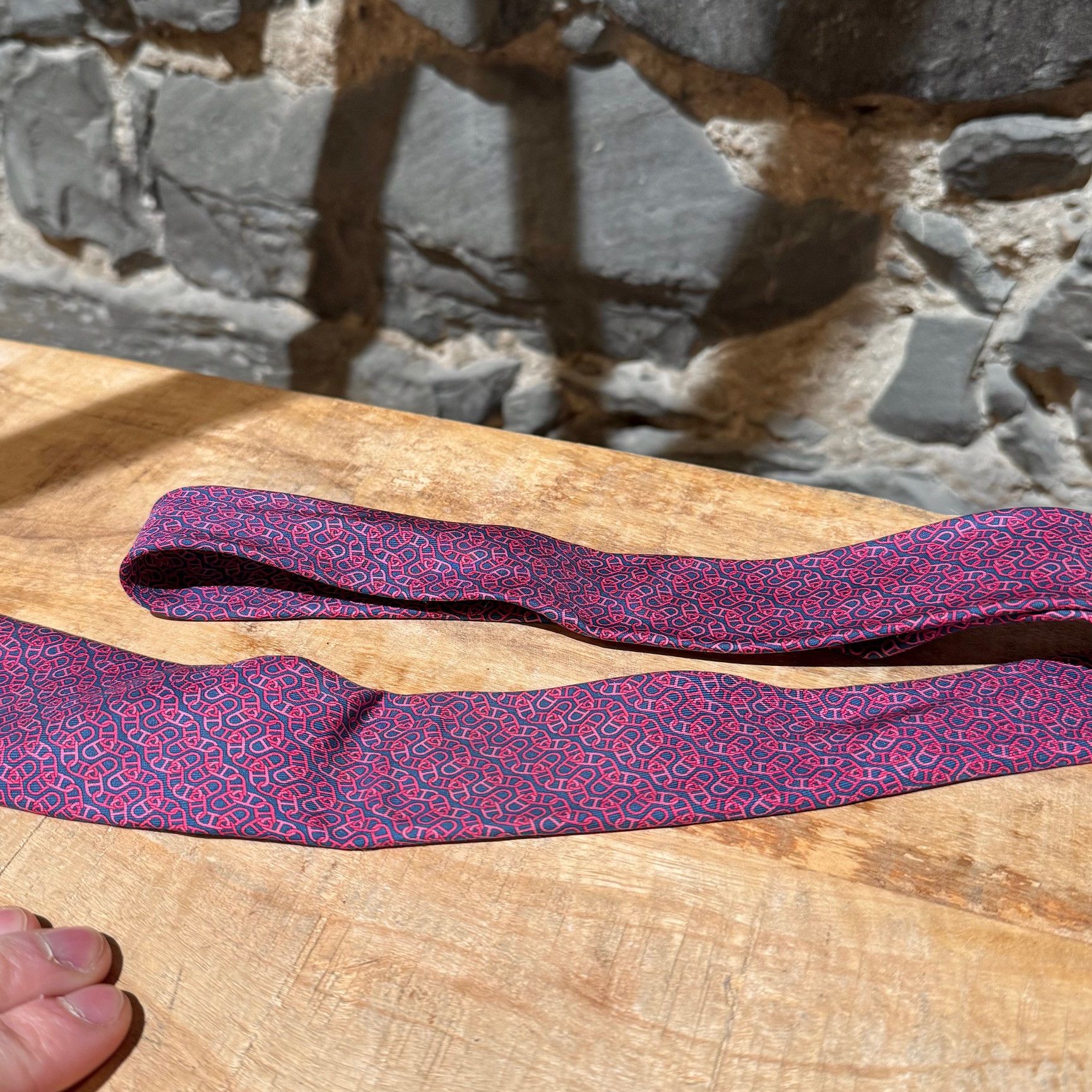 Hermes Hermès Pink Chaine D'Ancre Pattern Navy Silk Tie Size ONE SIZE - 7 Thumbnail