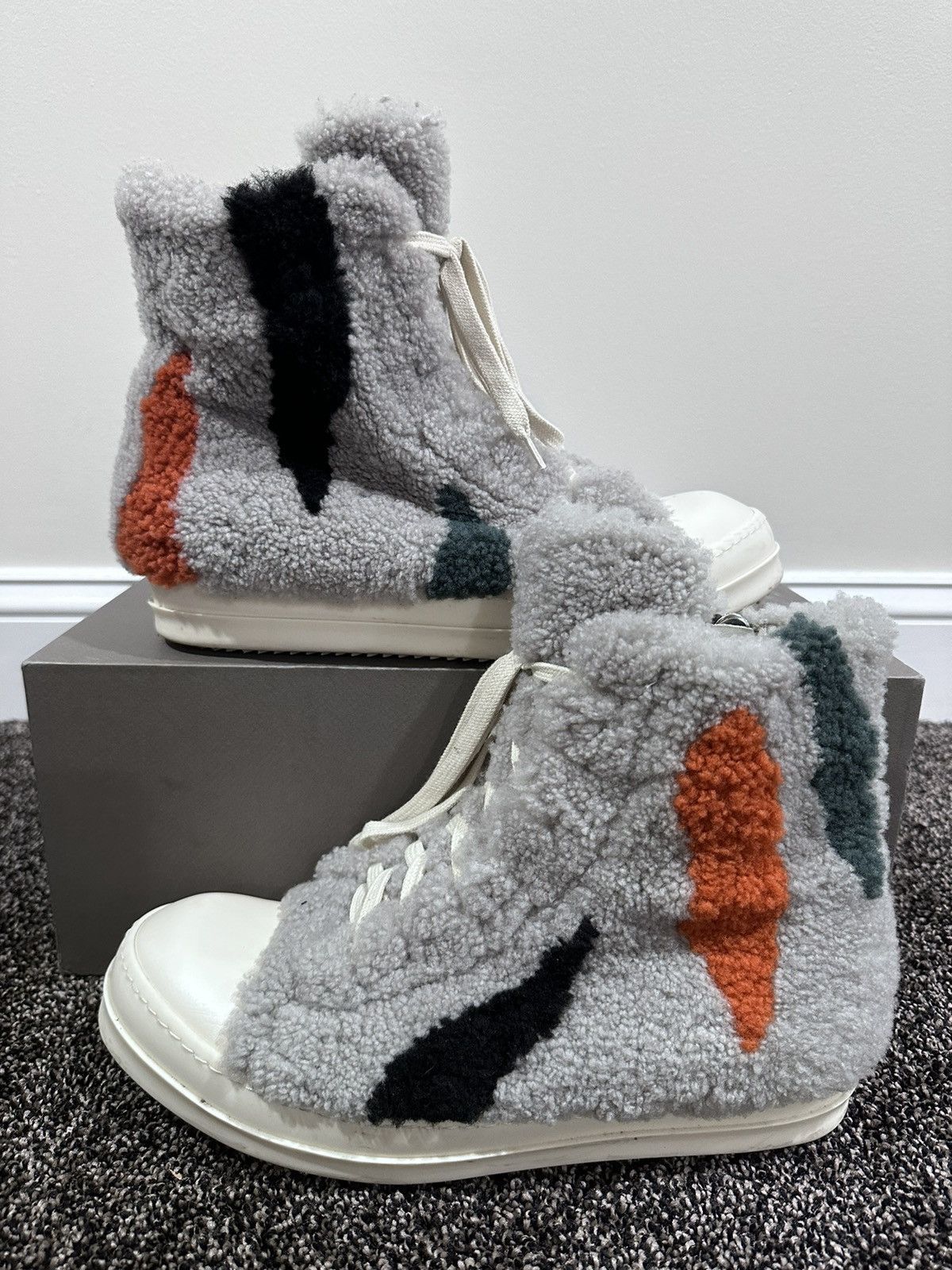 Rick Owens Rick Owens Strobe Shearling Pearl Zebra Ramone High Sneaker Size US 10 / EU 43 - 1 Thumbnail
