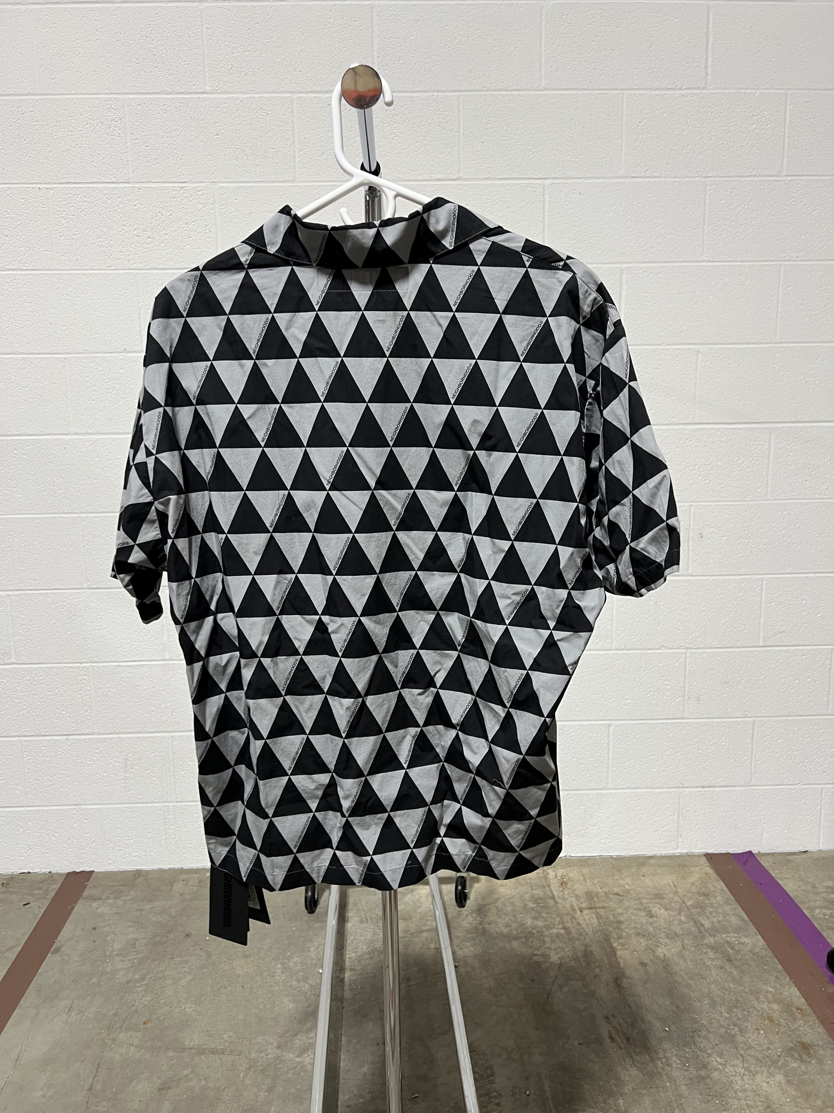 Neighborhood Neighborhood Triangle Pattern Hawaiian Shirt 'Grey' Size US S / EU 44-46 / 1 - 4 Thumbnail