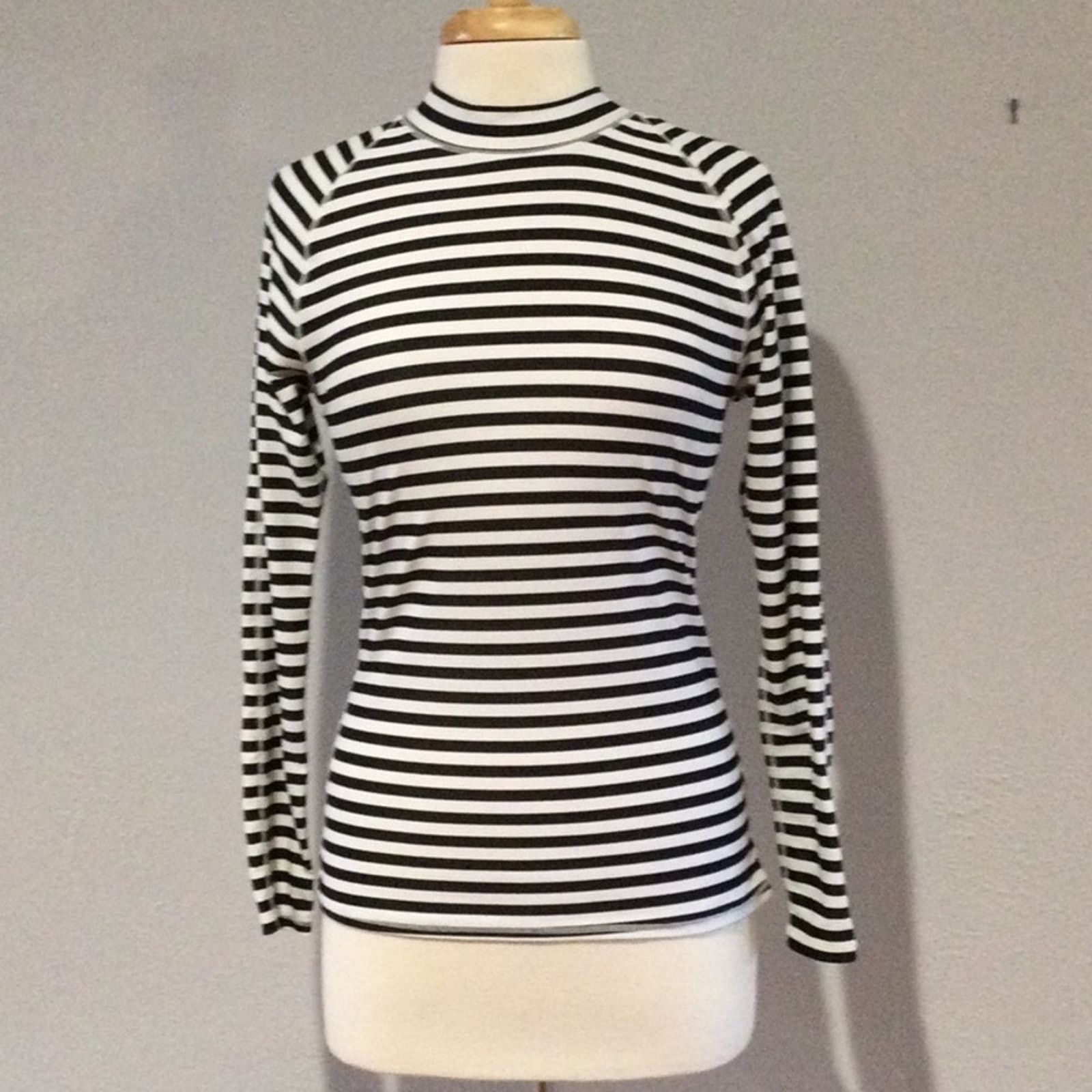Old Navy Old Navy Black/White Stripe Long Sleeve Bodycon Top M Size M / US 6-8 / IT 42-44 - 1 Thumbnail