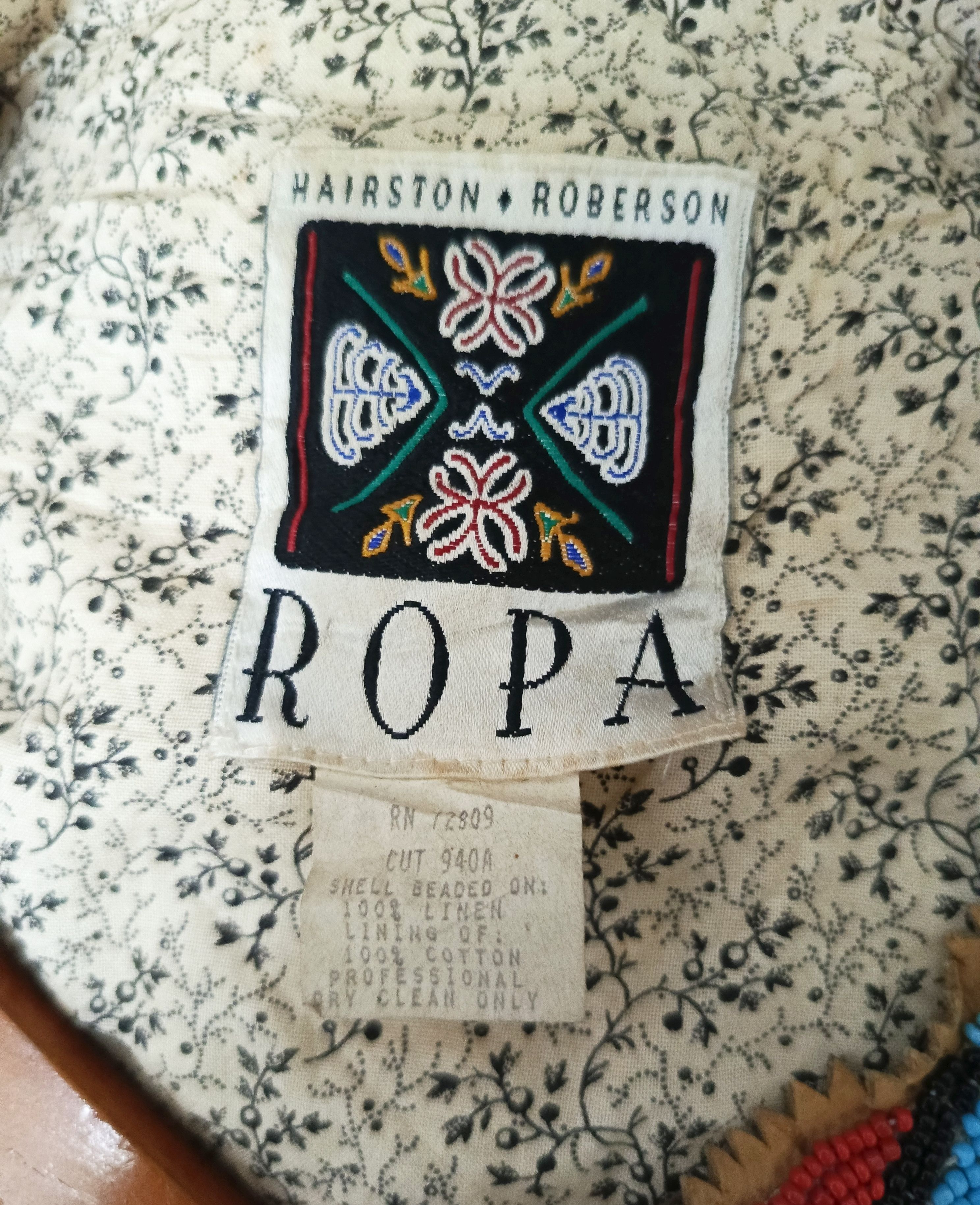 Other 80's LimitedEdition Hairston Roberson Beaded Vest Native Art Size ONE SIZE - 6 Thumbnail