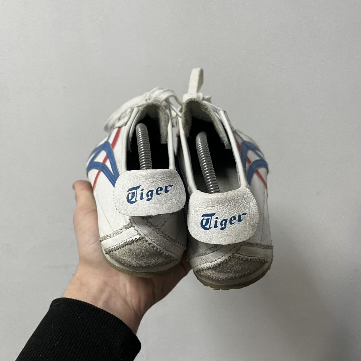 Asics Vintage Asics Onitsuka Tiger Mexico 66 Distressed Shoes Size US 8.5 / EU 41-42 - 8 Thumbnail