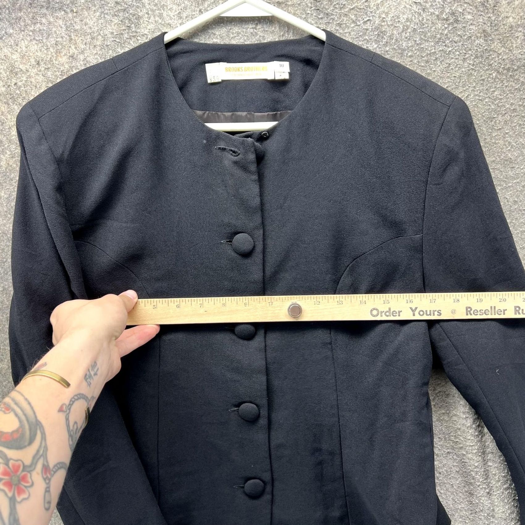 Brooks Brothers VINTAGE Brooks Brothers Blazer Womens 10 Black Collarless Button Front Suit Jacket Lined Size L / US 10 / IT 46 - 4 Thumbnail