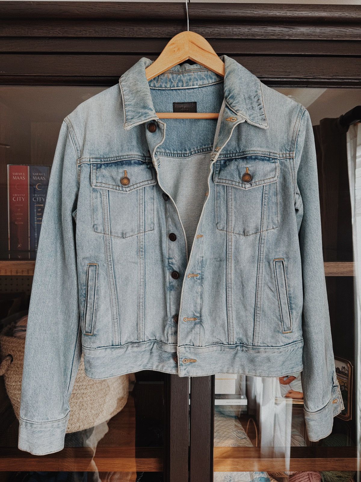 Hedi Slimane × Saint Laurent Paris × Yves Saint Laurent Saint Laurent Light Wash Denim Jacket Size US S / EU 44-46 / 1 - 1 Thumbnail
