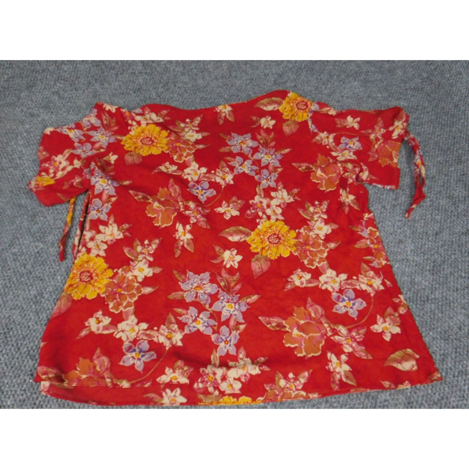 Vintage Ashley Stewart Blouse Womens 18W Plus Red Floral Cap Sleeve Crew Neck Pullover Button Short Sleeve Casual Polyester Rayon Stretch Vintage No Size XXL / US 16-18 / IT 52-54 - 5 Thumbnail