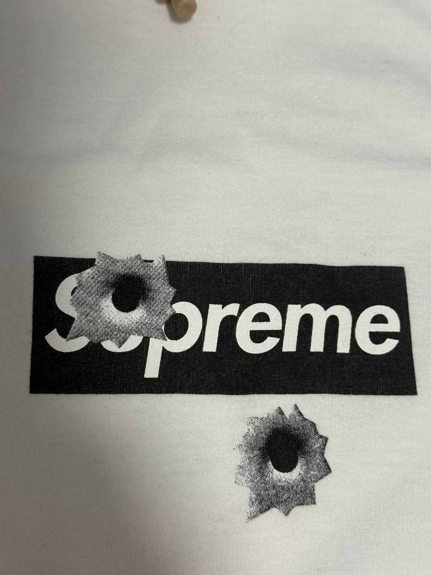 Supreme Supreme Bullet Hole Shibuya Box Logo Tee Size L Size US L / EU 52-54 / 3 - 5 Thumbnail