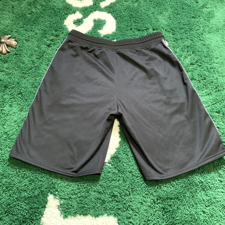 Givenchy Givenchy Striped Classic Short Pants 2506-Nextarrow Size US 30 / EU 46 - 6 Thumbnail